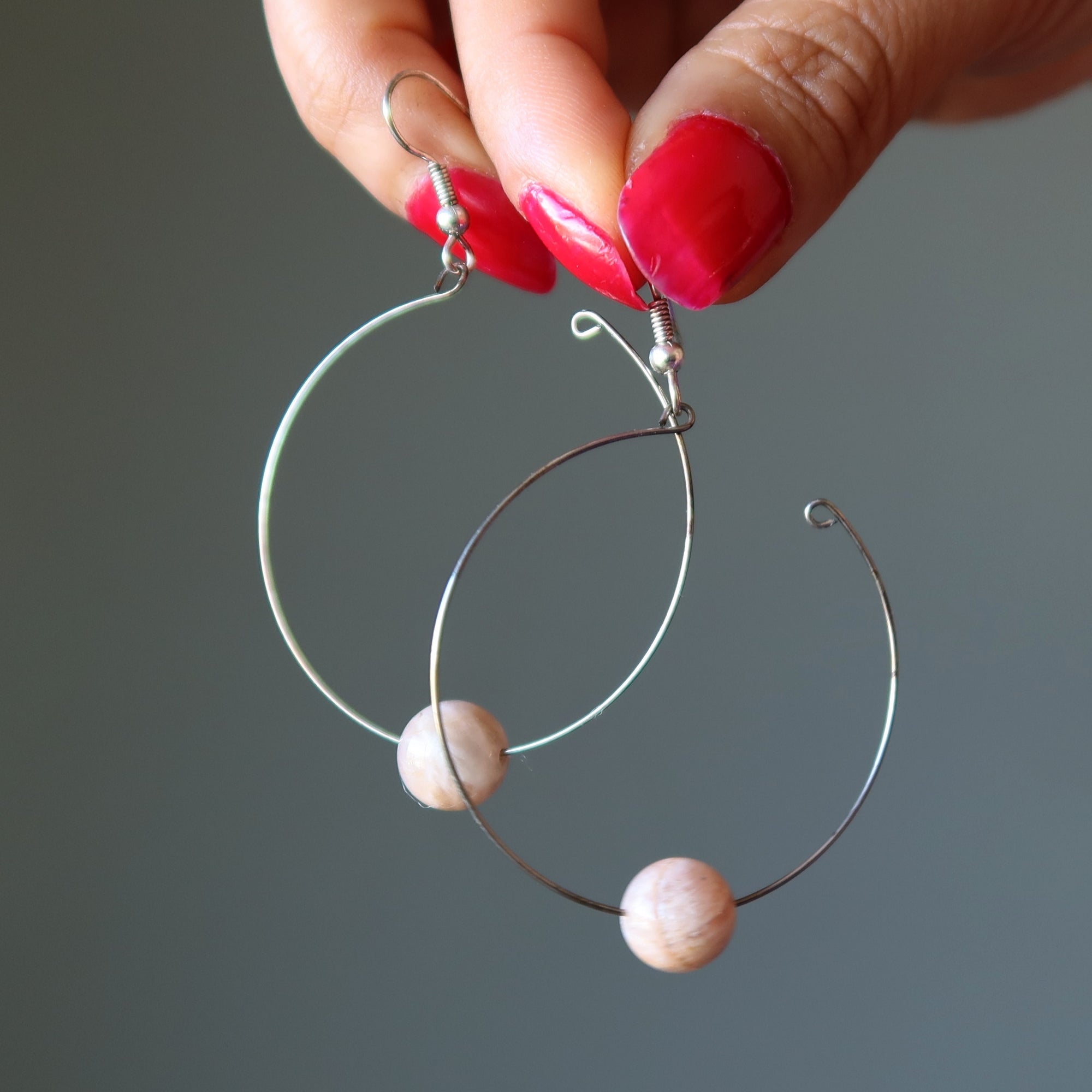 Boucles d'oreilles Pierre de lune Pêche Demi-créoles intemporelles