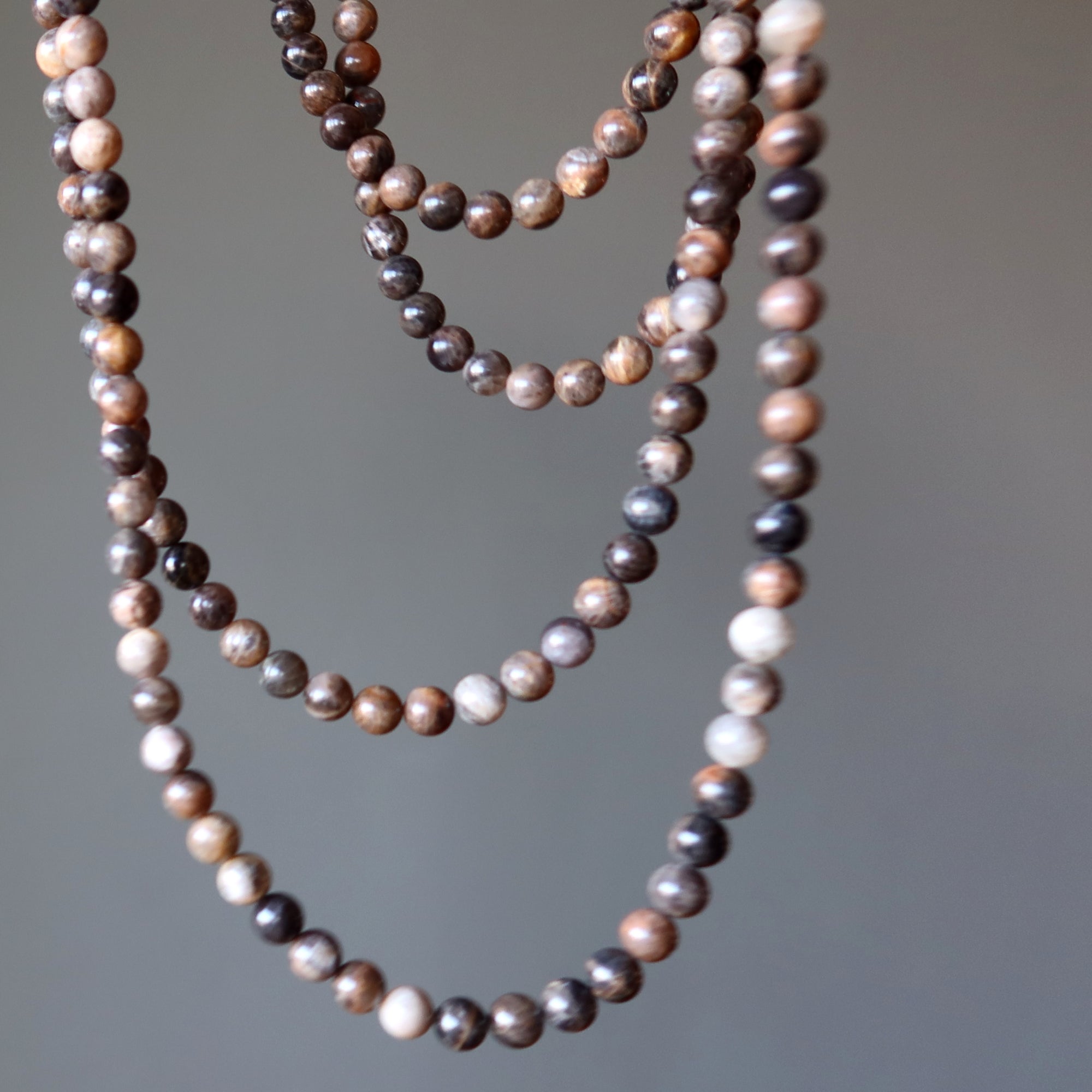 Collier Pierre de Lune Noire Perles de Protection Pouvoir Lunaire