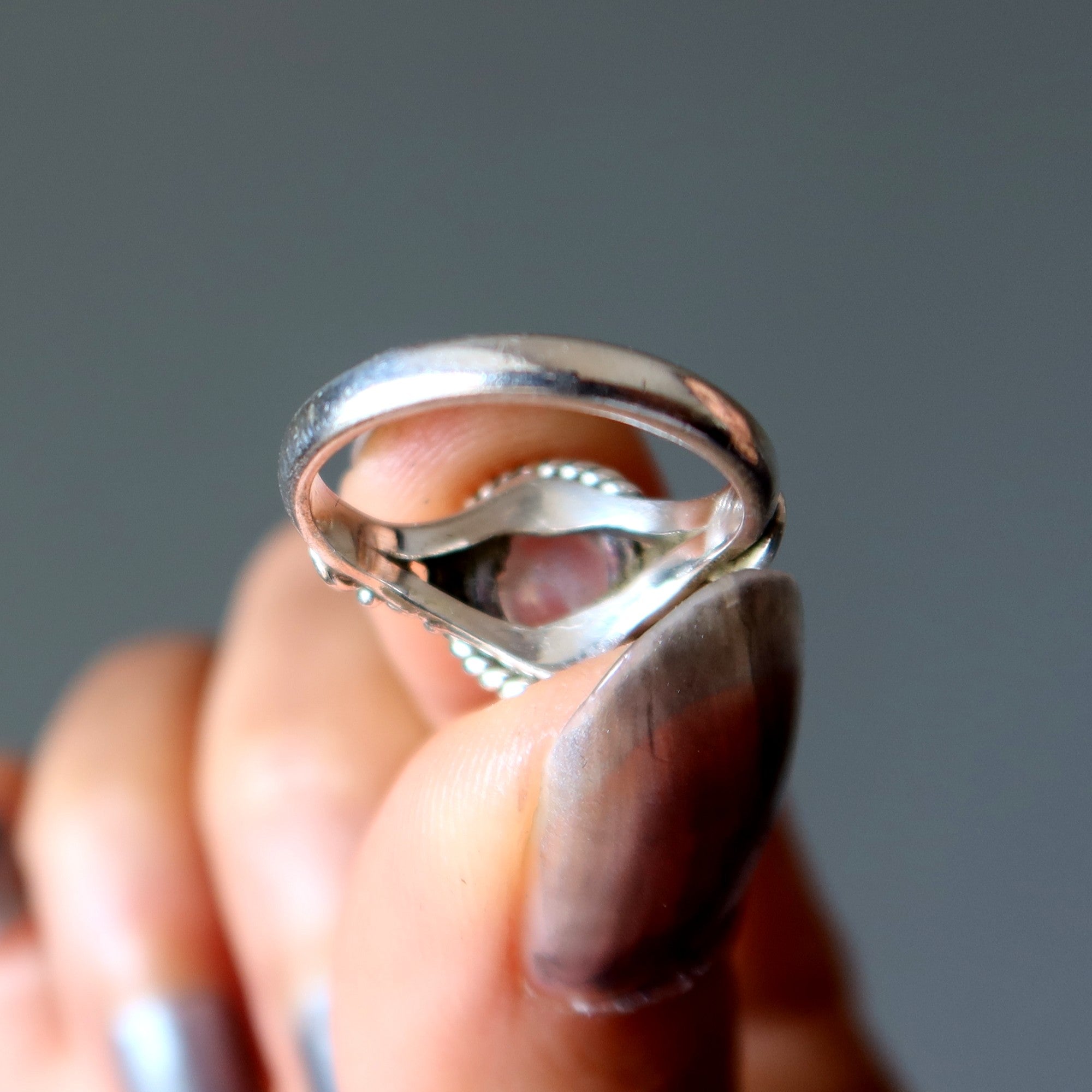 Regenbogen-Mondstein-Ring Göttin Diana Sterlingsilber