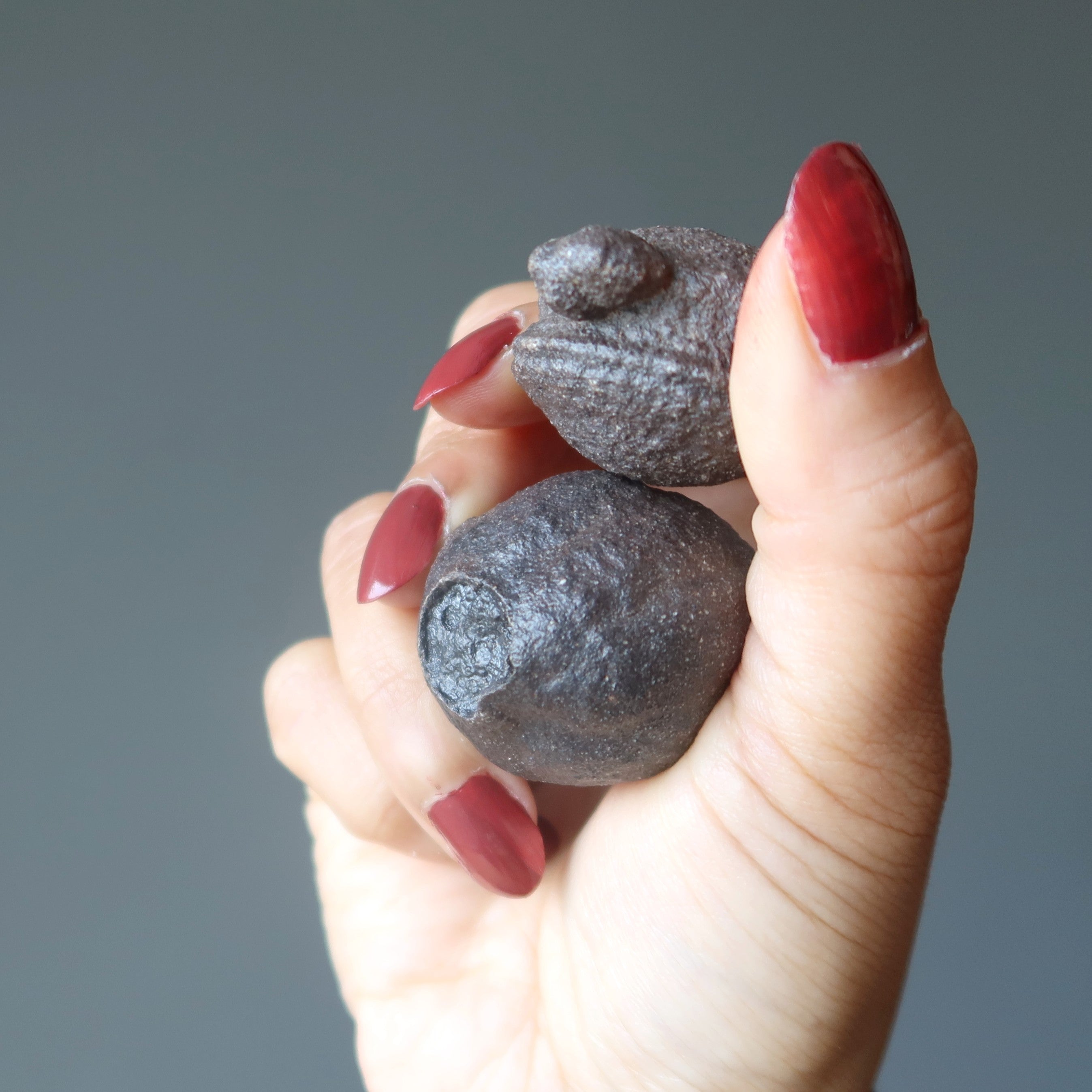 Moqui Marbles Paar abgestimmter Schamanenstein-Kugeln