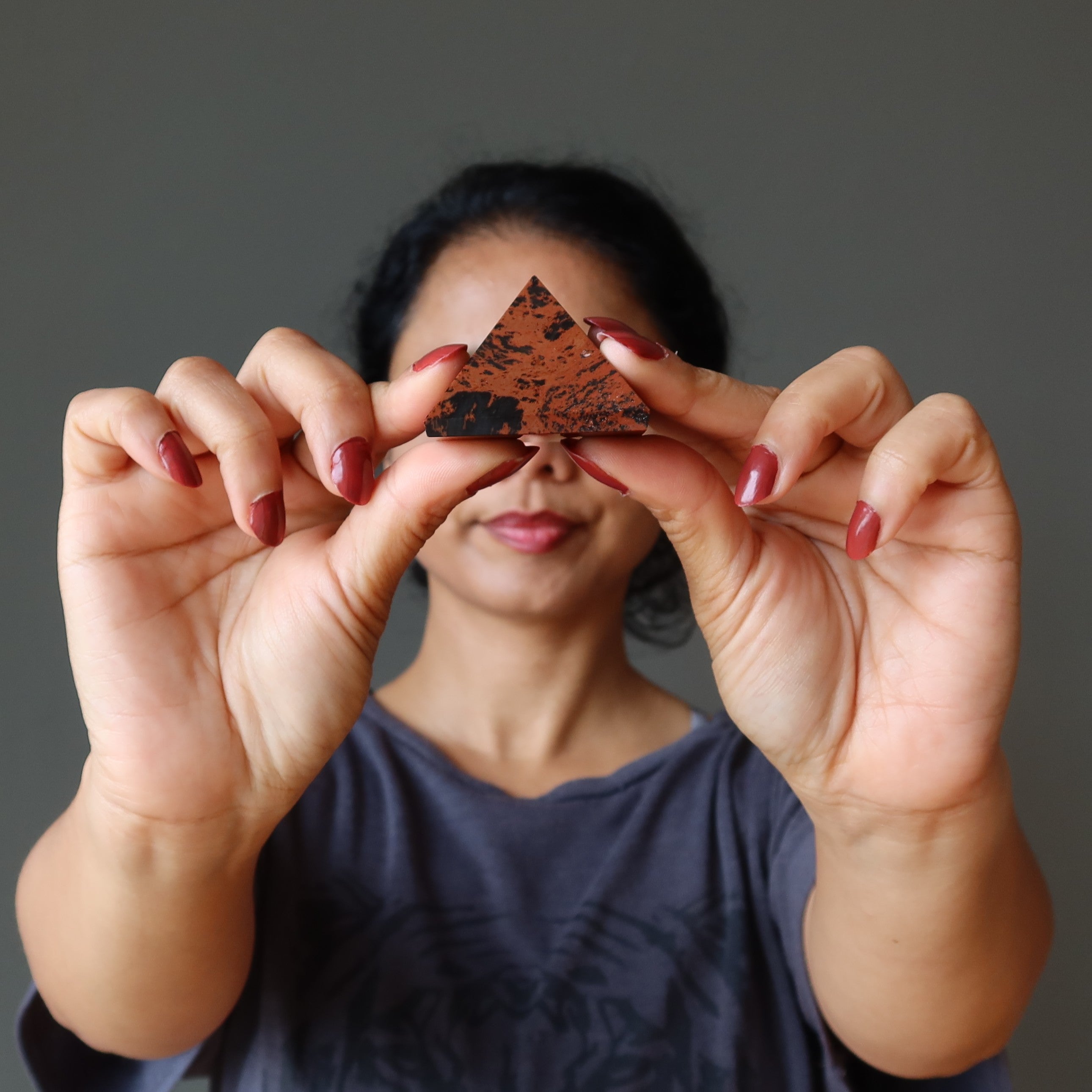 Mahogany Obsidian Pyramid Stately Protection