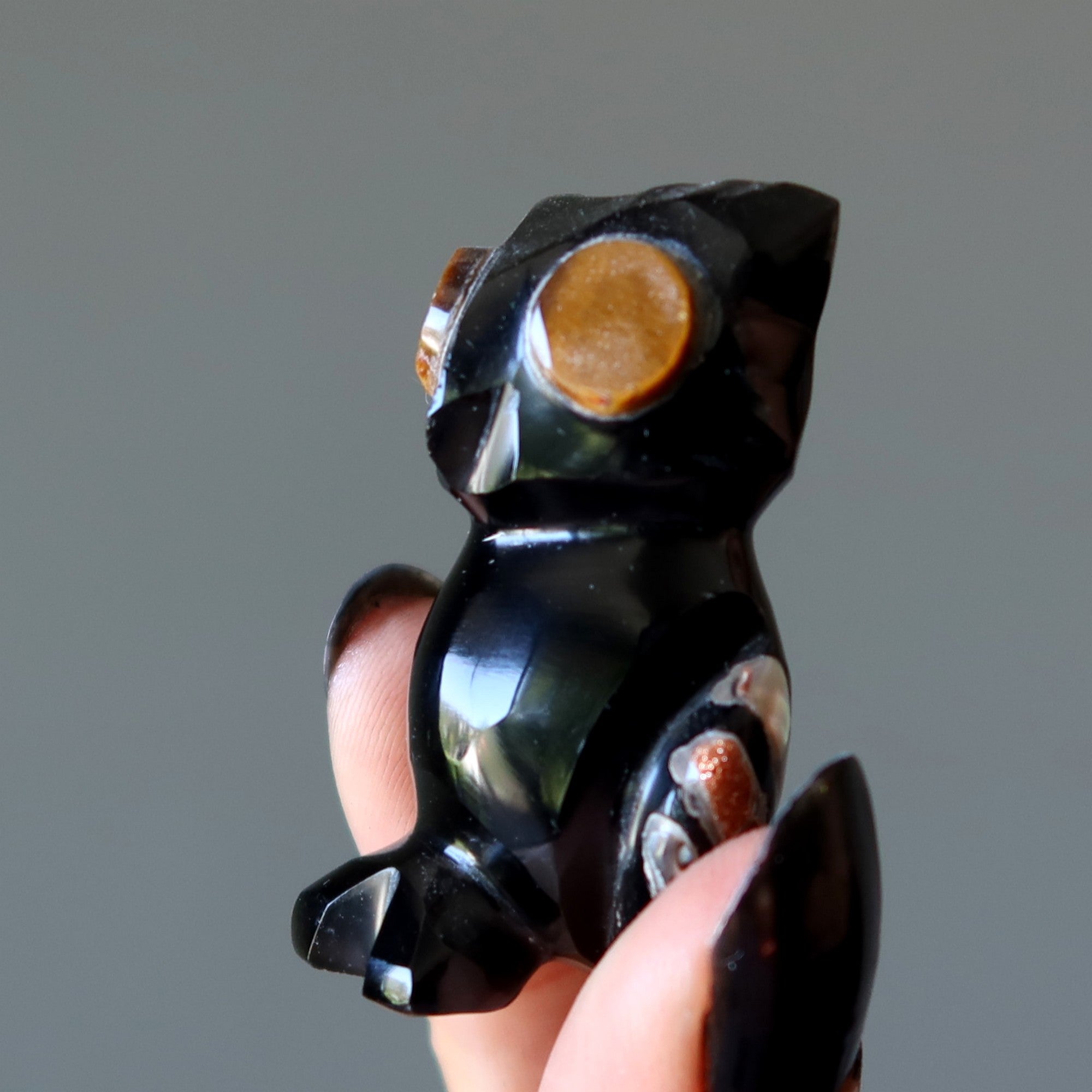 Hibou en obsidienne noire à l'affût Œil de tigre