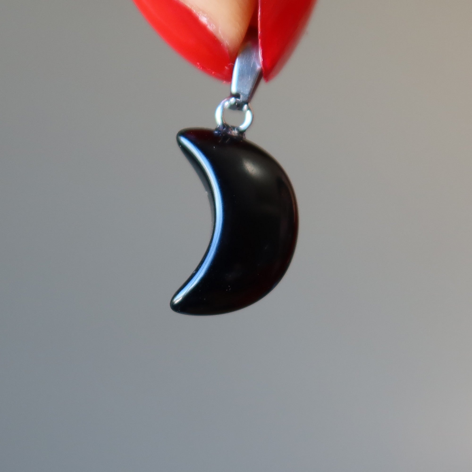 Schwarzer Obsidian Anhänger Halbmond Neumond Silber