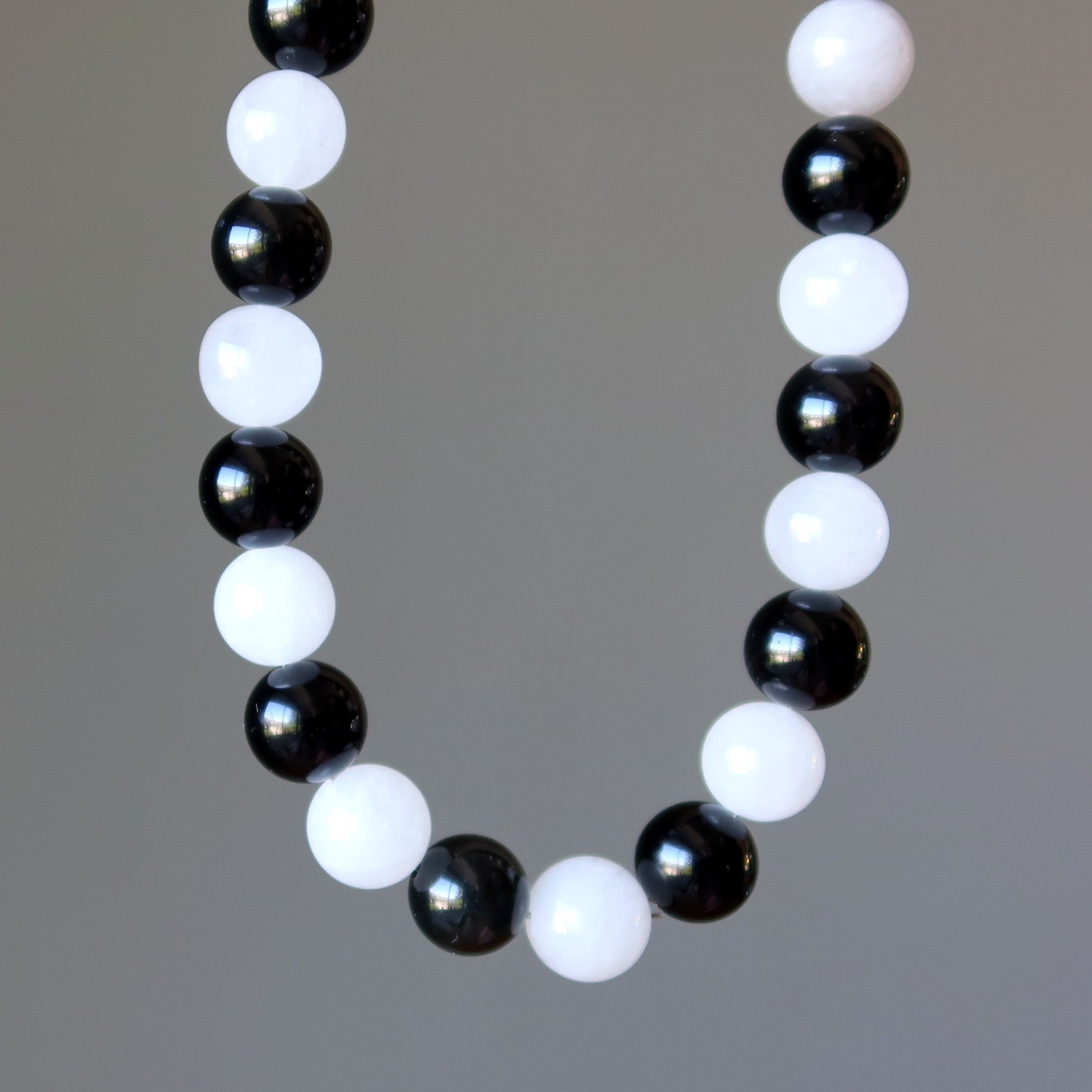 Collier Obsidienne Arc-en-ciel Quartz des Neiges Noir Blanc