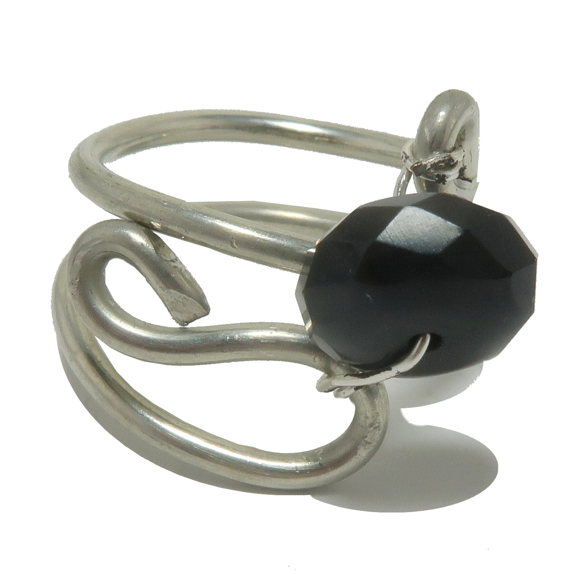 Schwarzer Obsidianring Anmutiger Schutzstein facettiert Größe 5.5