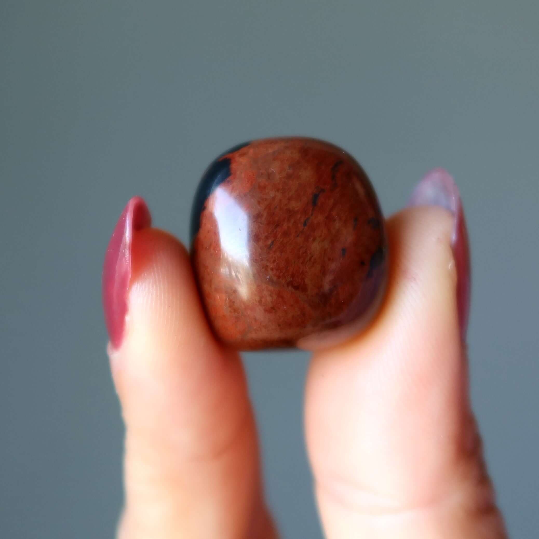 Cristal de protection en obsidienne acajou roulée