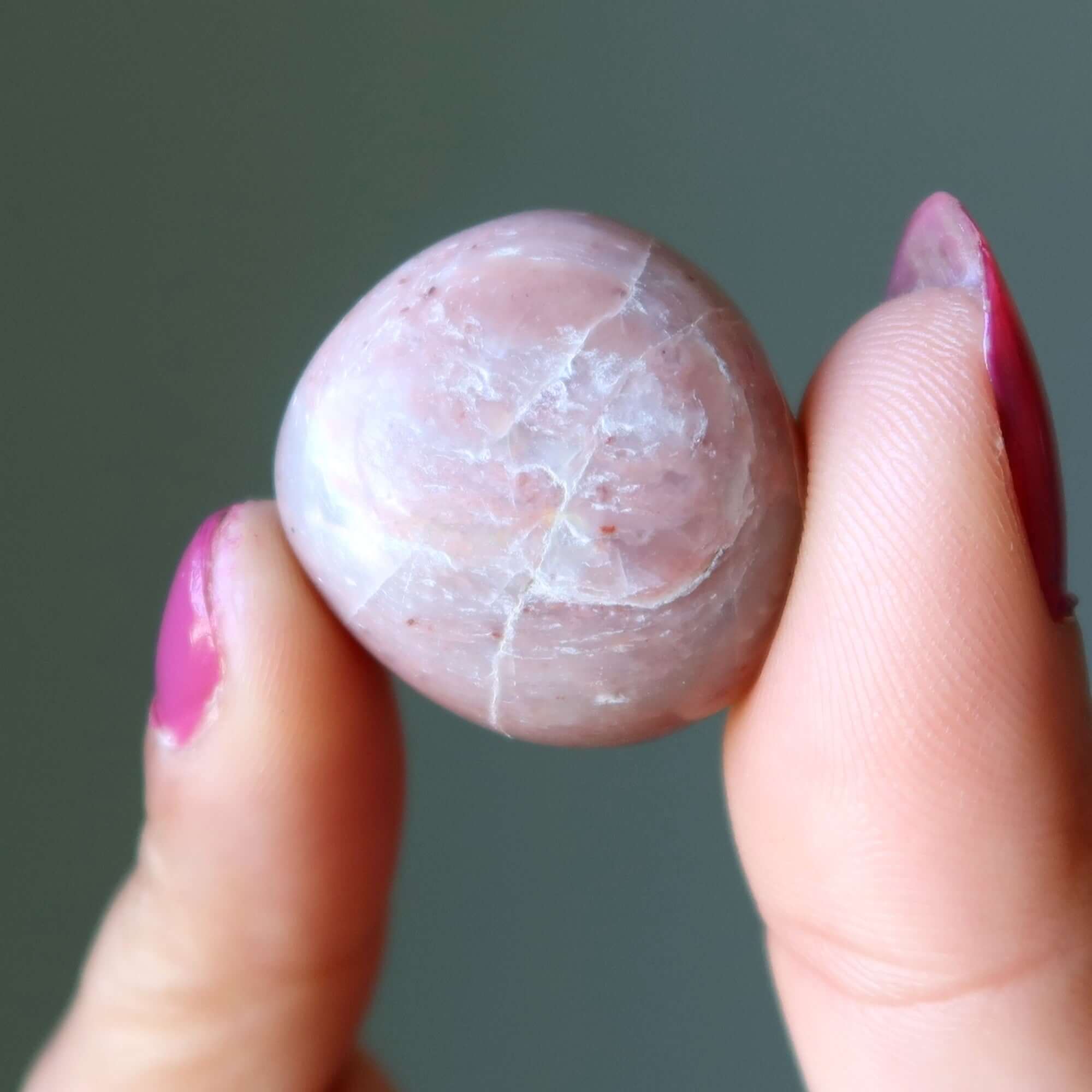 Opale rose roulée Australie Gemme de luxe