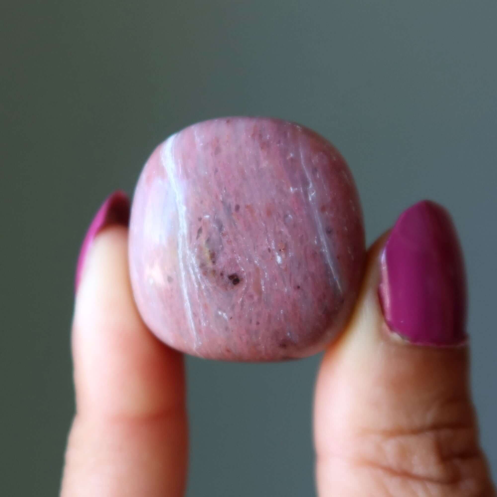 Opale rose roulée Australie Gemme de luxe
