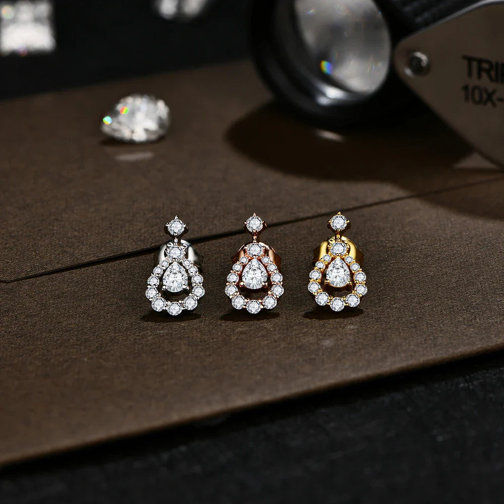 Clous d'oreilles moissanite taille poire 4x3mm en argent sterling 925 étincelants pour mariée