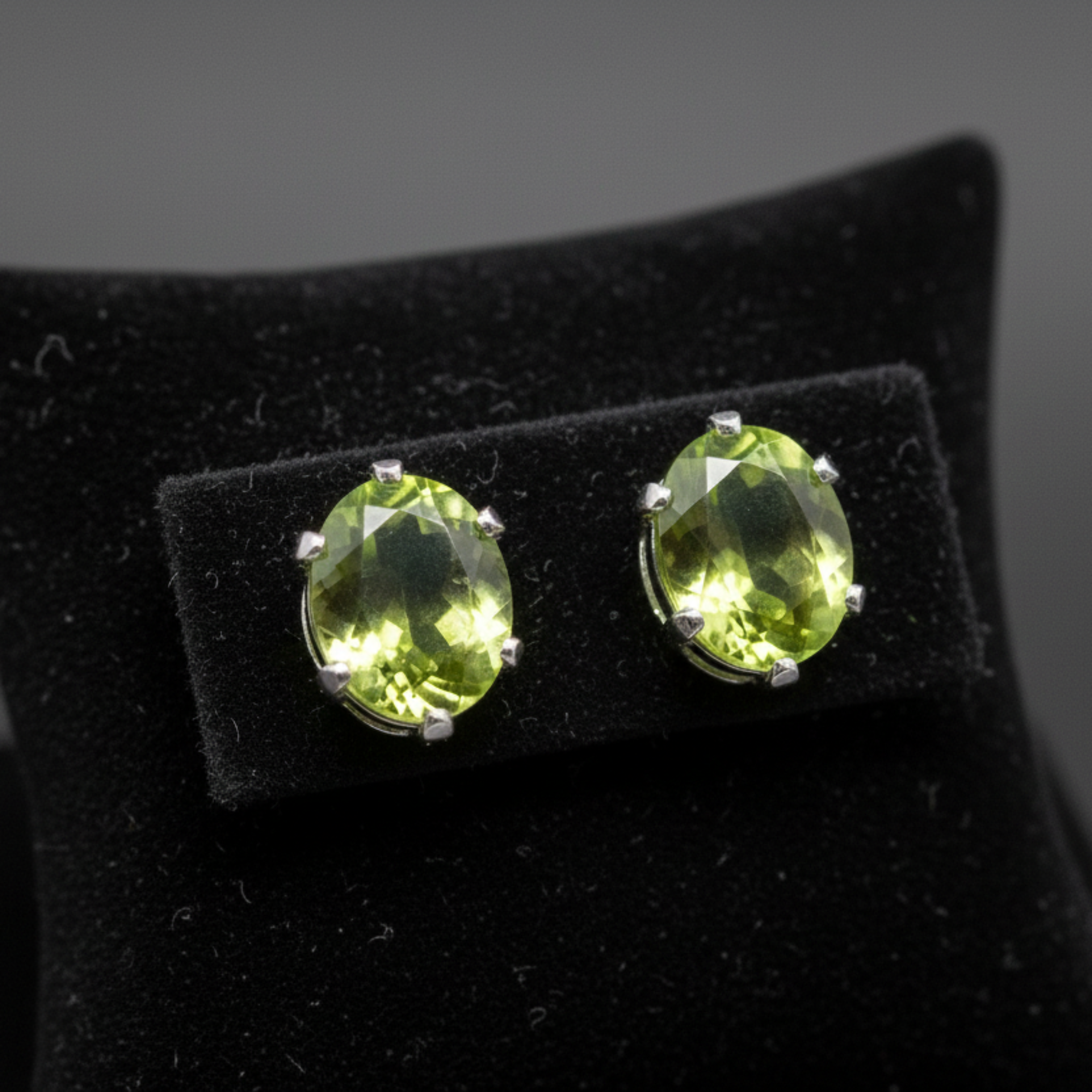 Peridot Ohrringe Funkelnde Grüne Ohrstecker Sterlingsilber