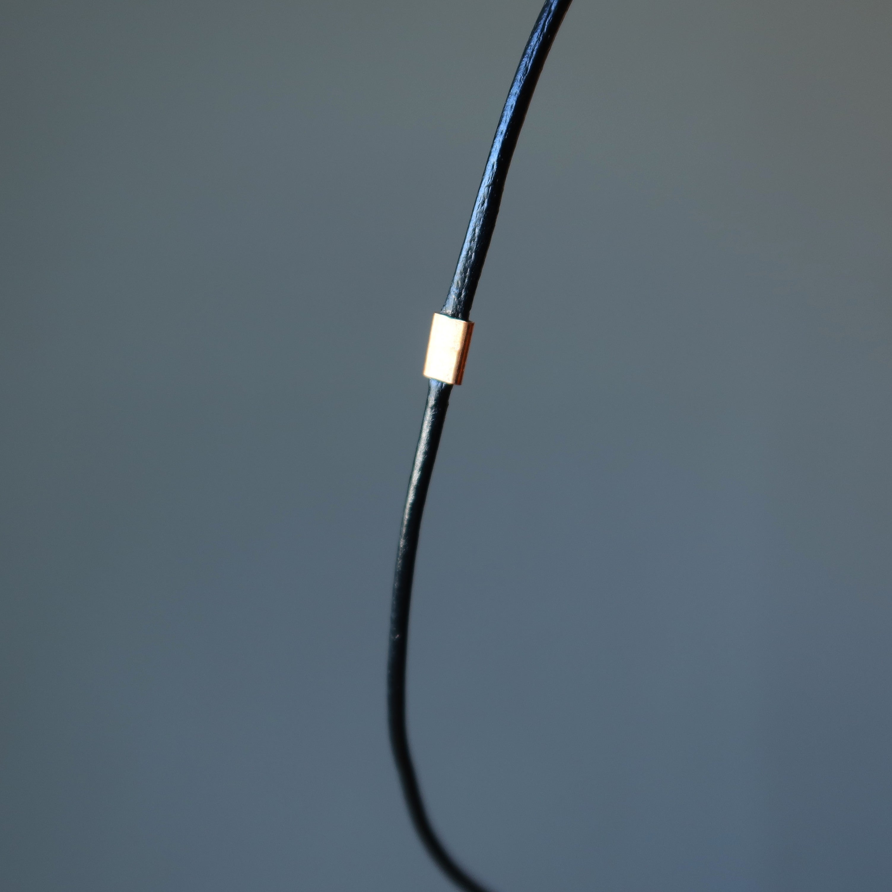 Collier Péridot Arête Poisson Verte Pierre Souriante Tropiques Gemme