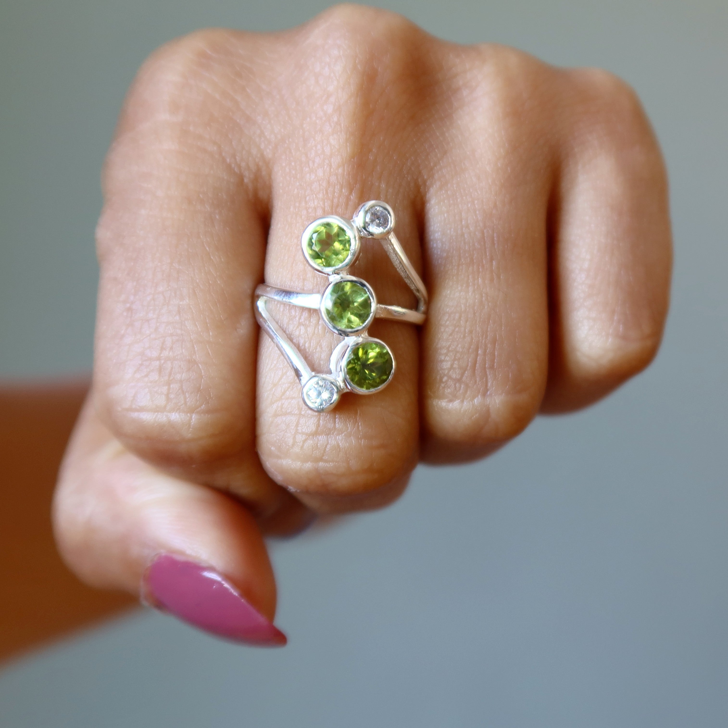 Peridot Ring Baum des Lächelns Sterlingsilber Verstellbar
