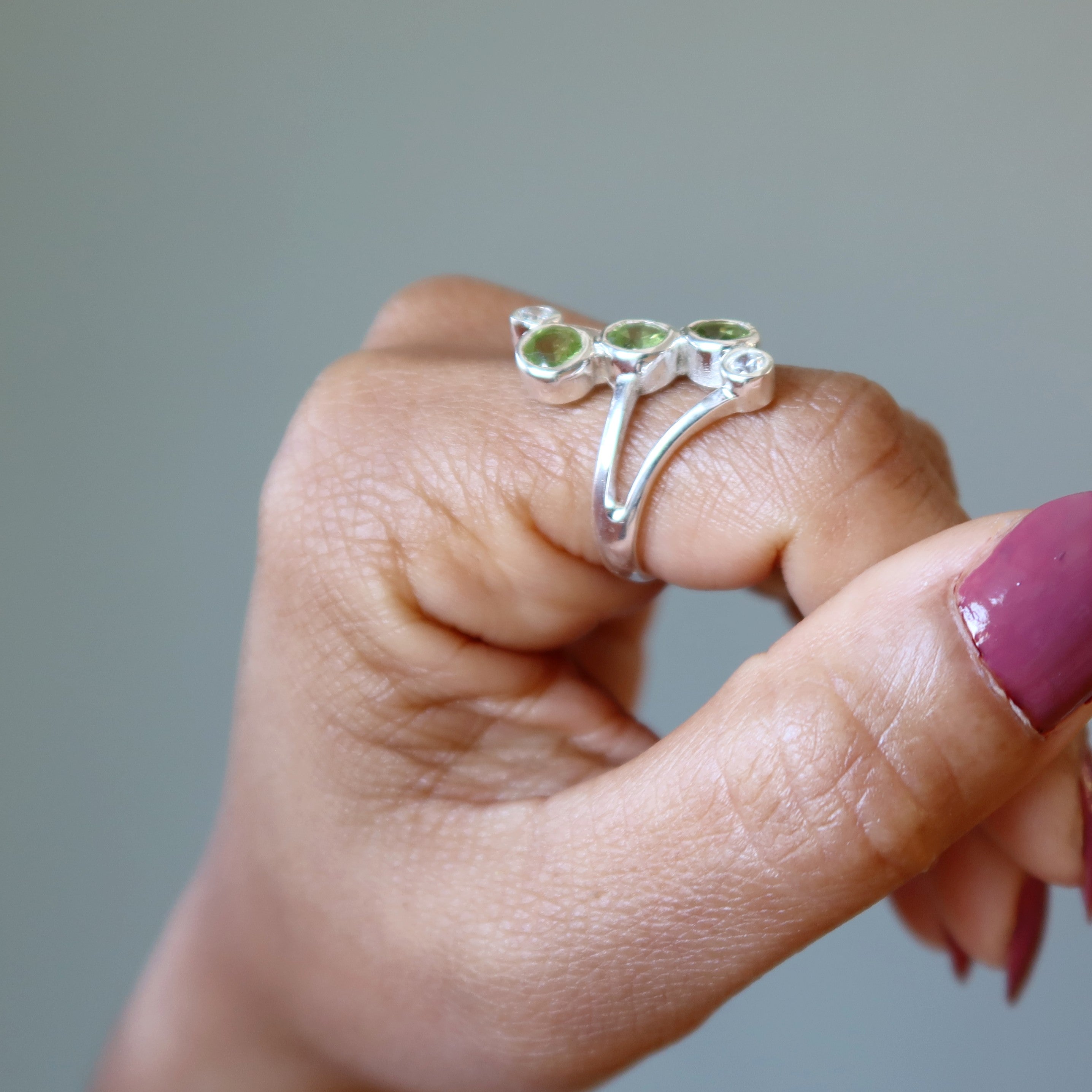Peridot Ring Baum des Lächelns Sterlingsilber Verstellbar