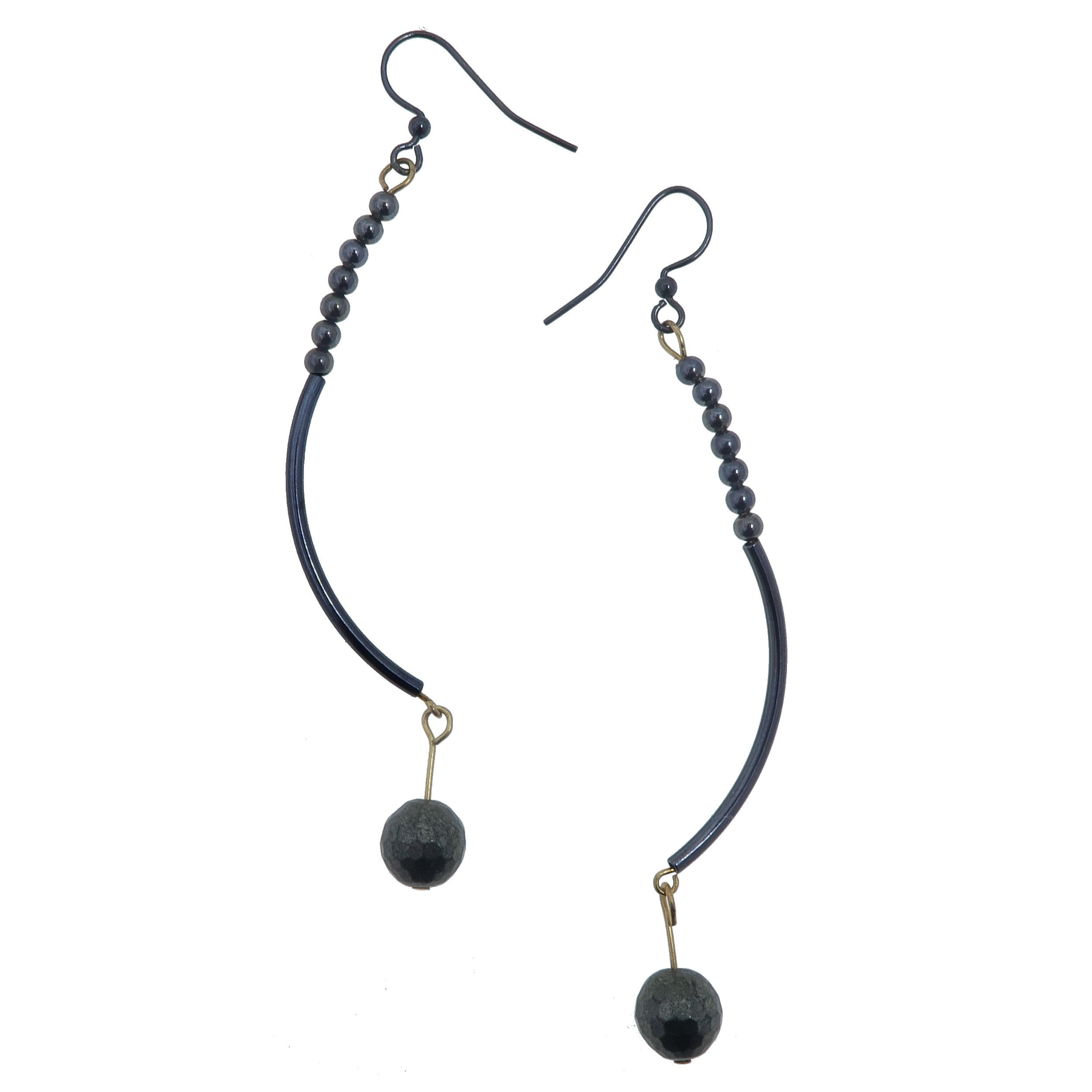 Boucles d'oreilles en pyrite Étincelle romantique Courbe élégante et longue