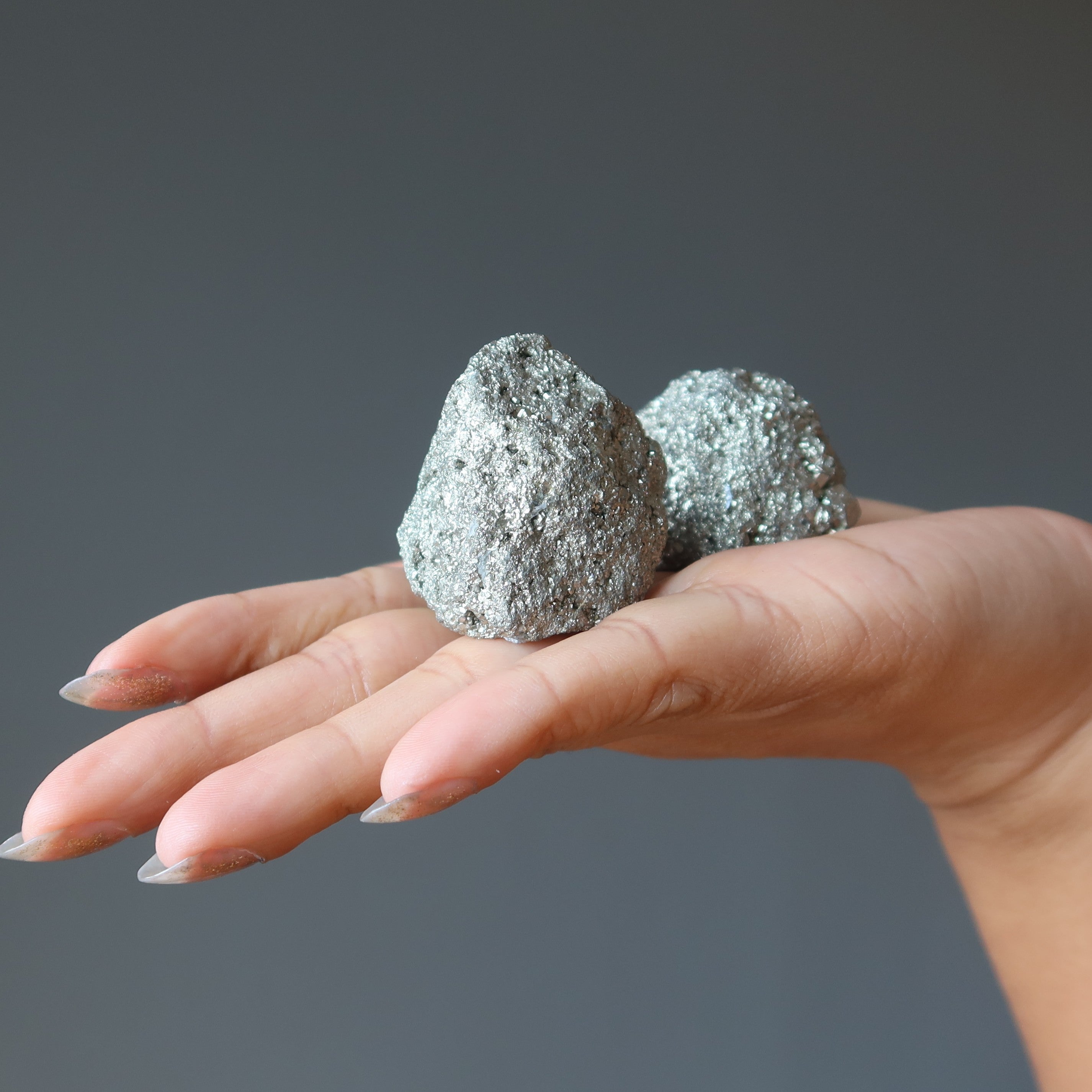 Paire de cristaux de méditation Pyrite amas prospérité étincelante