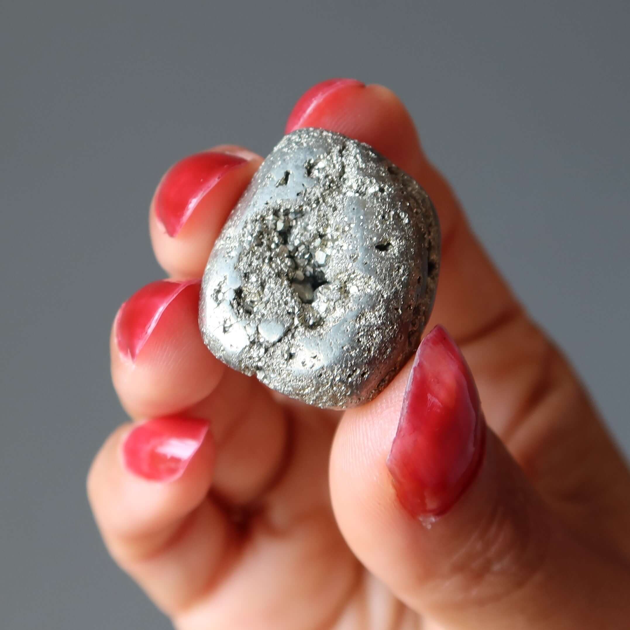 Pierre roulée de pyrite, cristal de prospérité de poche