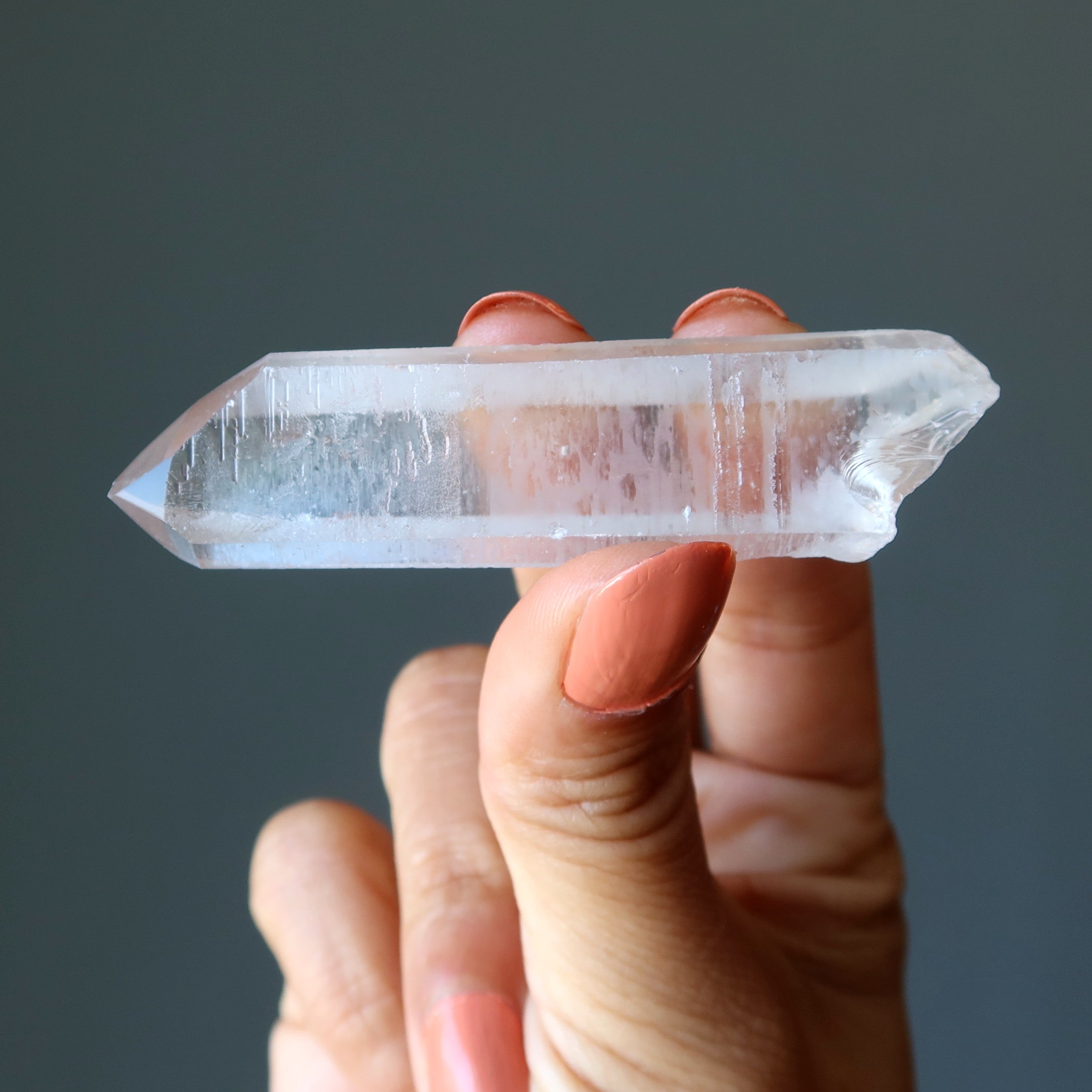 Pointe de cristal brut de quartz Lémurien Baguette Graine Ancienne