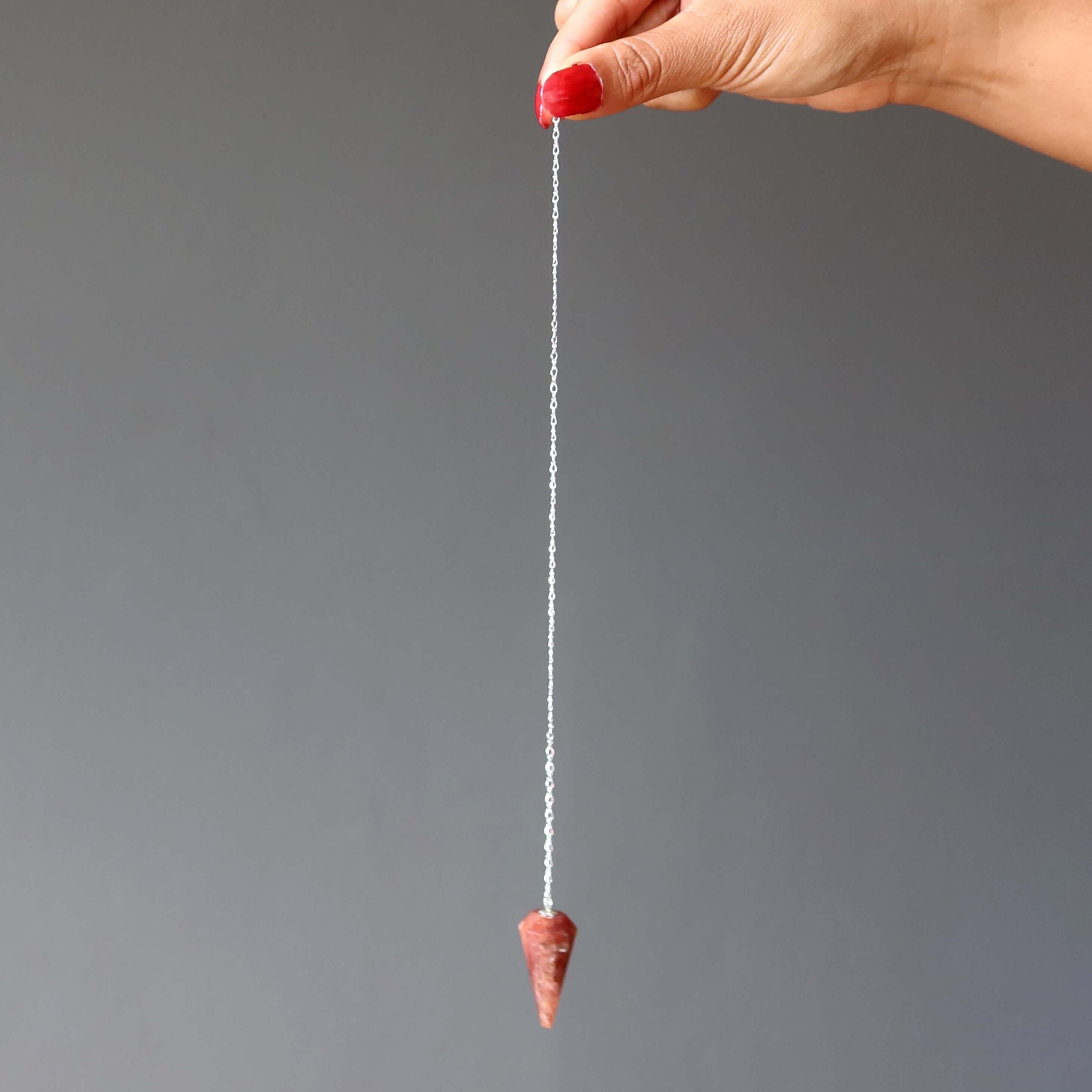 Pendentif en quartz de feu rouge guide la voie en argent sterling