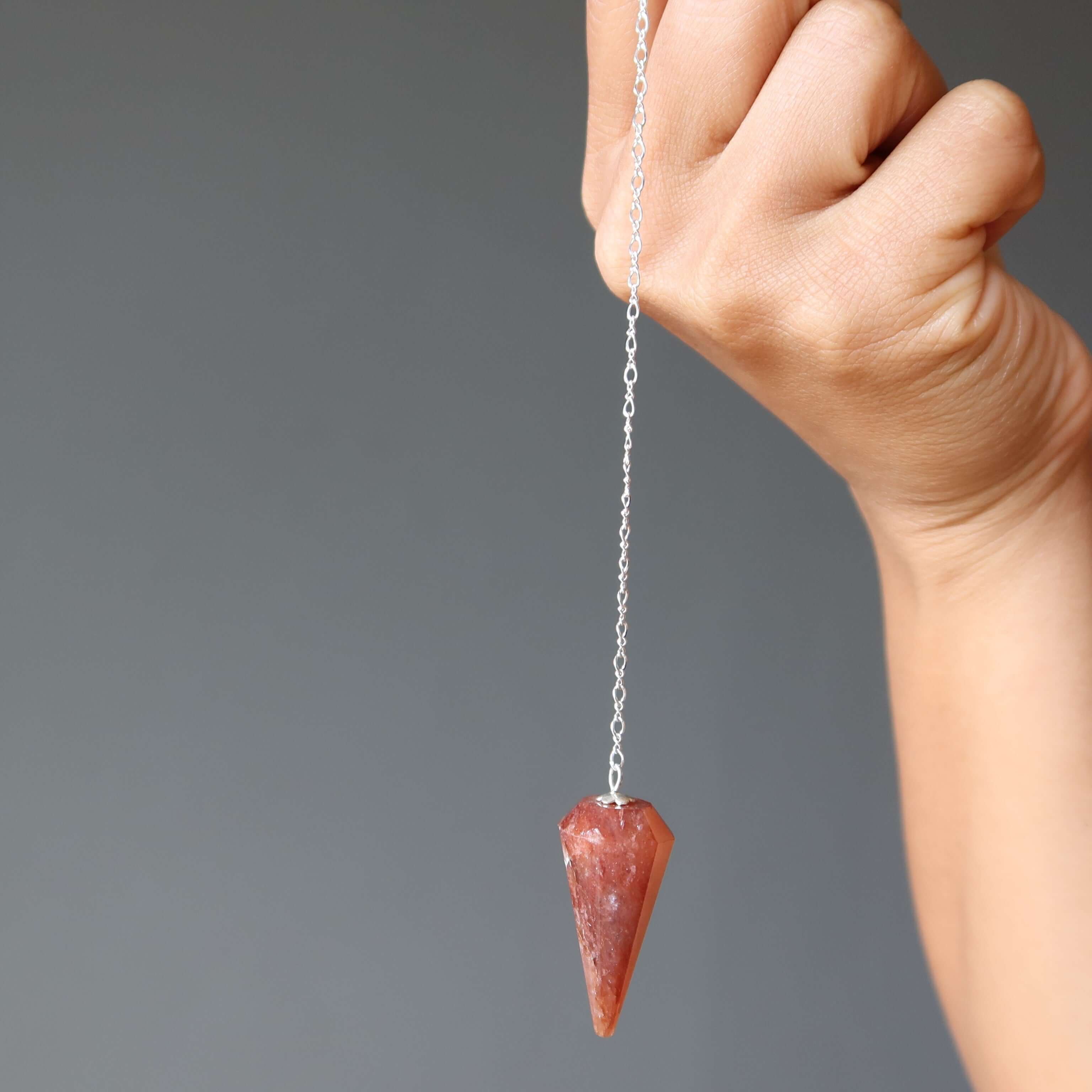Pendentif en quartz de feu rouge guide la voie en argent sterling