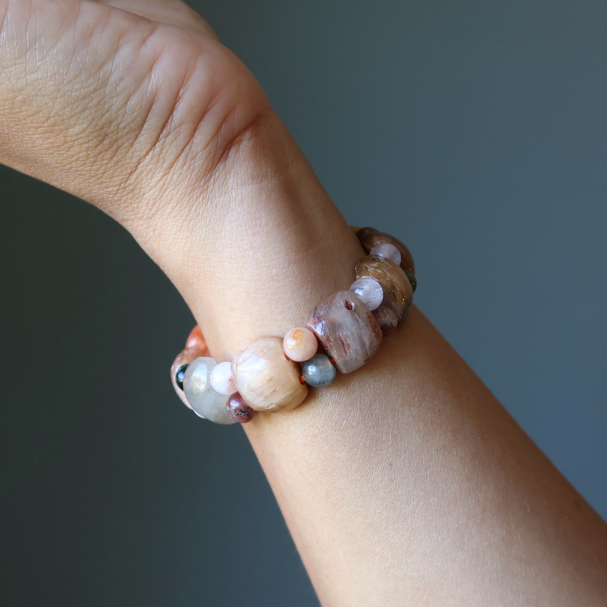 Bracelet en Quartz Rutile Couleurs de la pierre précieuse d'Acacia