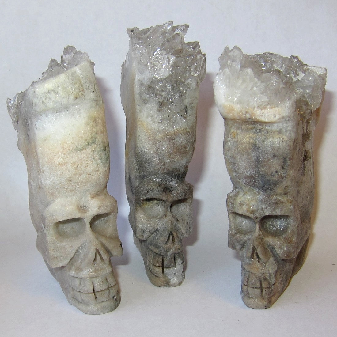 Quarz Geoden Cluster Totenkopf Handgefertigt Geschnitzt Kristall Heilung