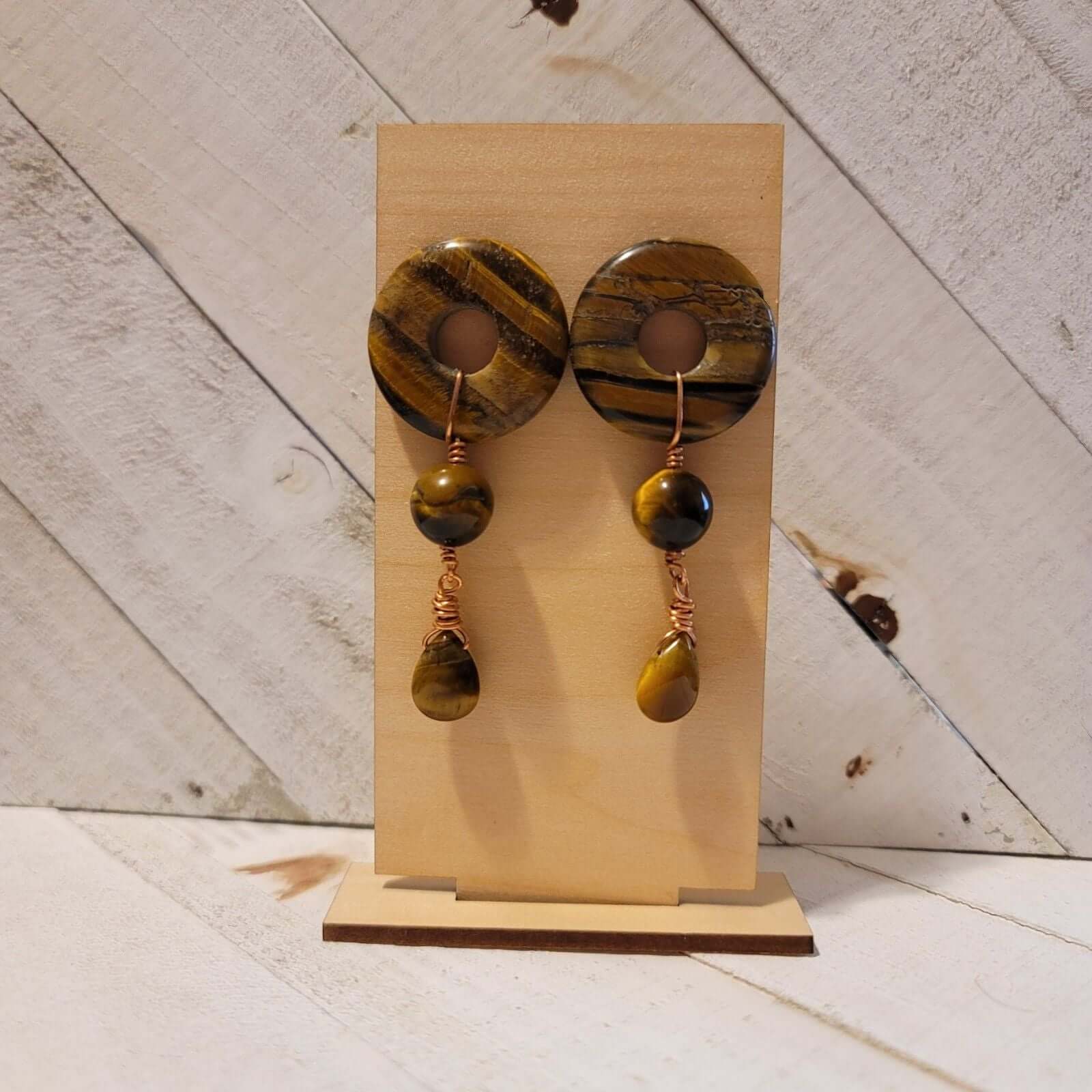 Boucles d'oreilles pendantes en cuivre œil-de-tigre, faites à la main
