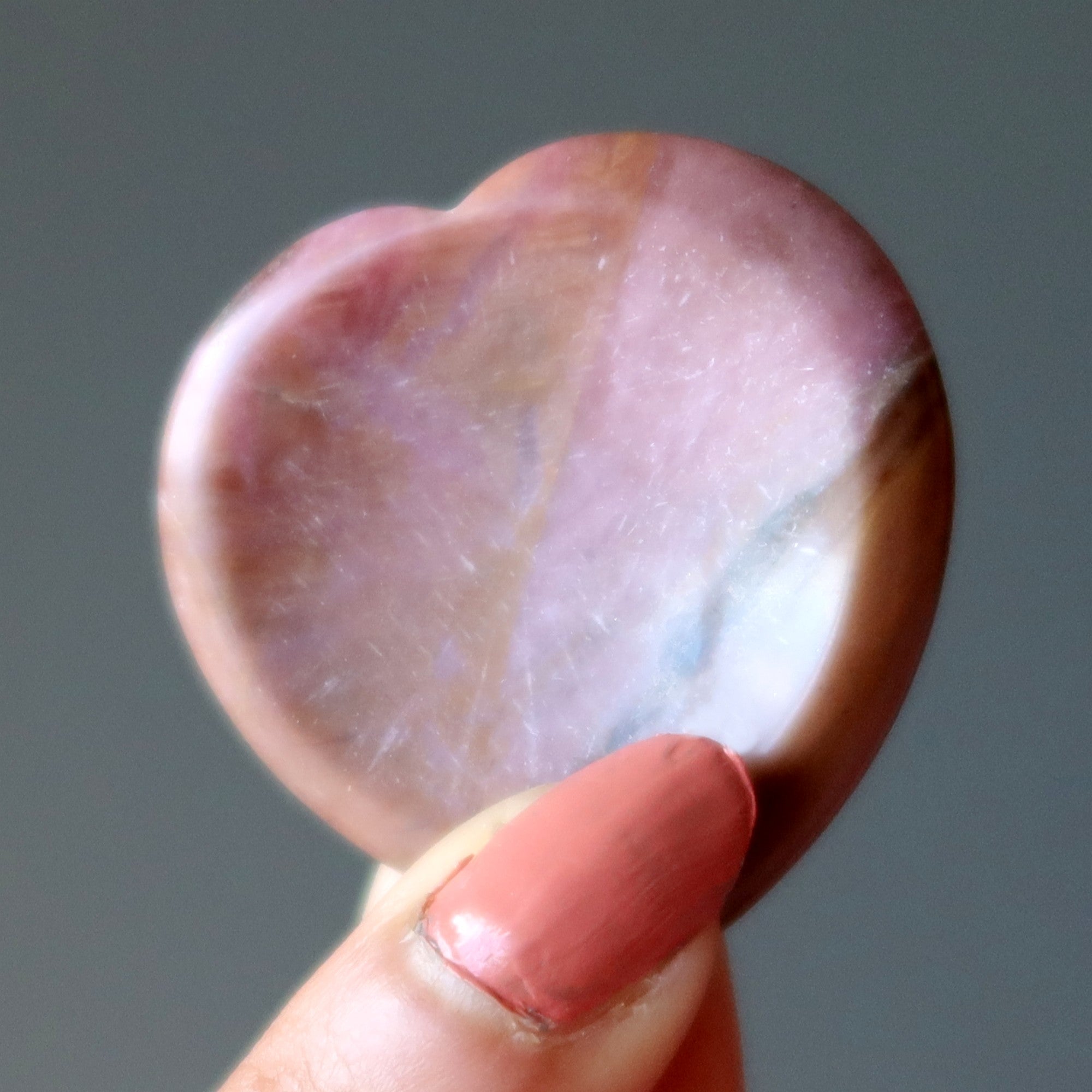 Pierre de poche en rhodonite en forme de cœur, apaisant les soucis
