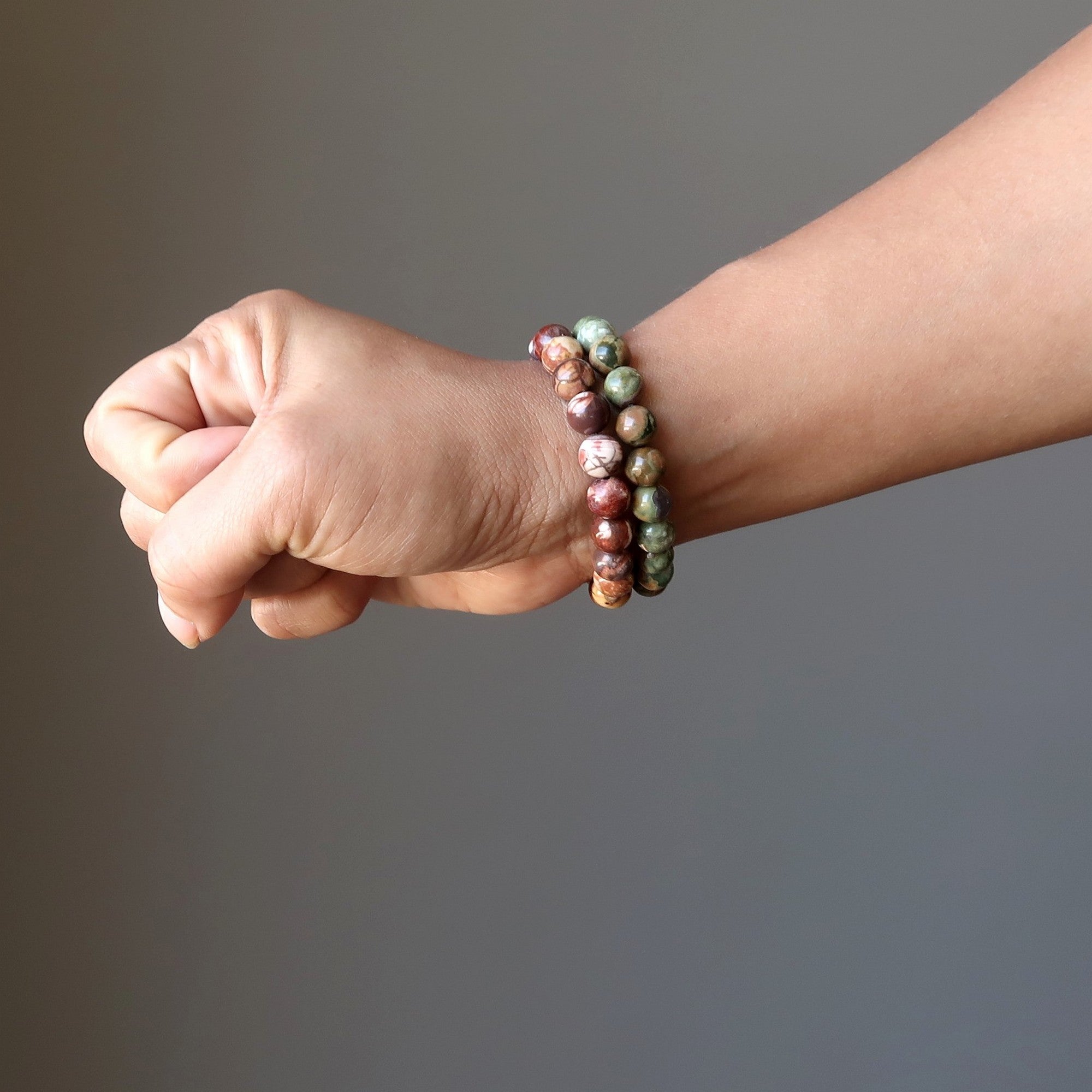 Ensemble de bracelets en rhyolite Œil d'oiseau rouge et Forêt tropicale verte