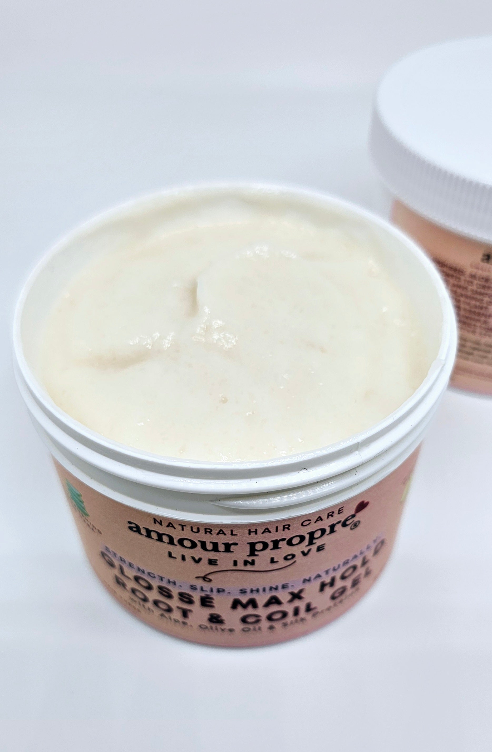 Glossé Max Hold Root & Coil Gel
mit Aloe, Olivenöl & Seidenproteinen