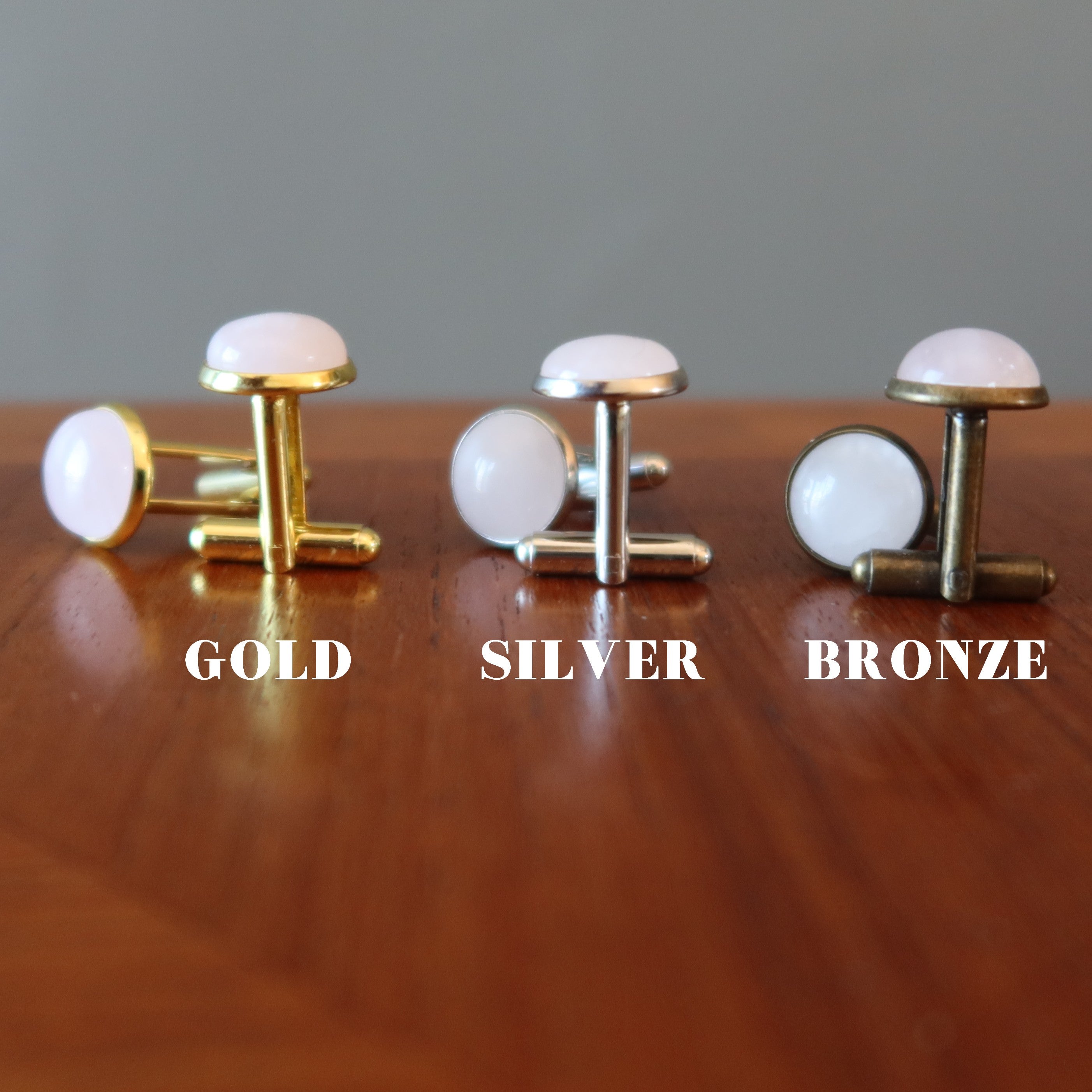 Boutons de manchette en quartz rose et bronze vieilli
