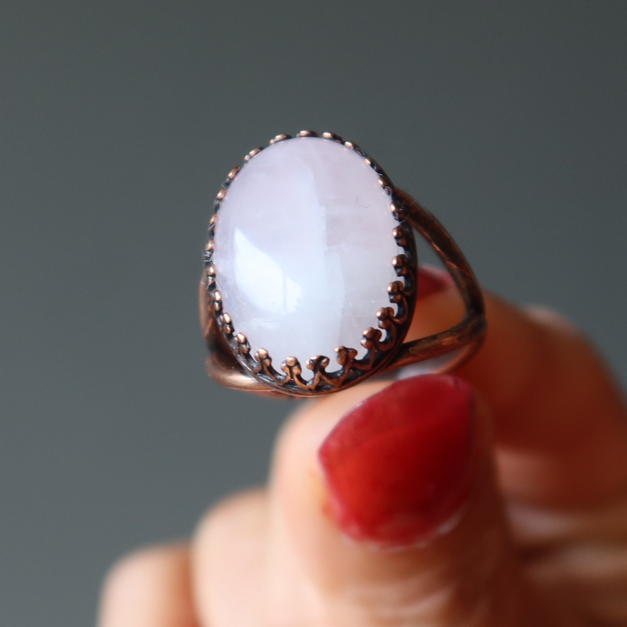 Rosenquarz Ring Zeitloses Antik-Kupfer Verstellbar