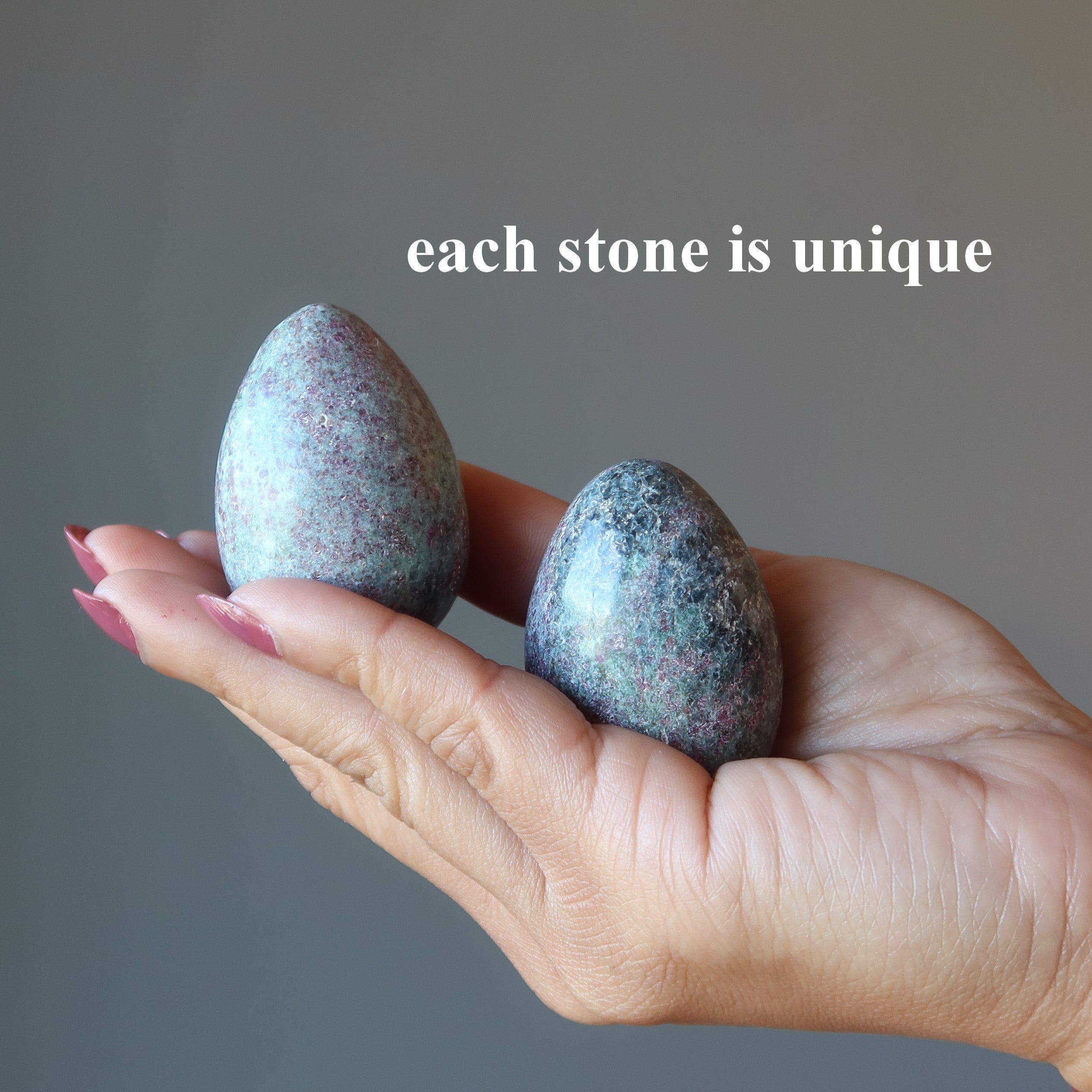 Œuf de rubis fuchsite tacheté amour pierre de cristal de haute qualité