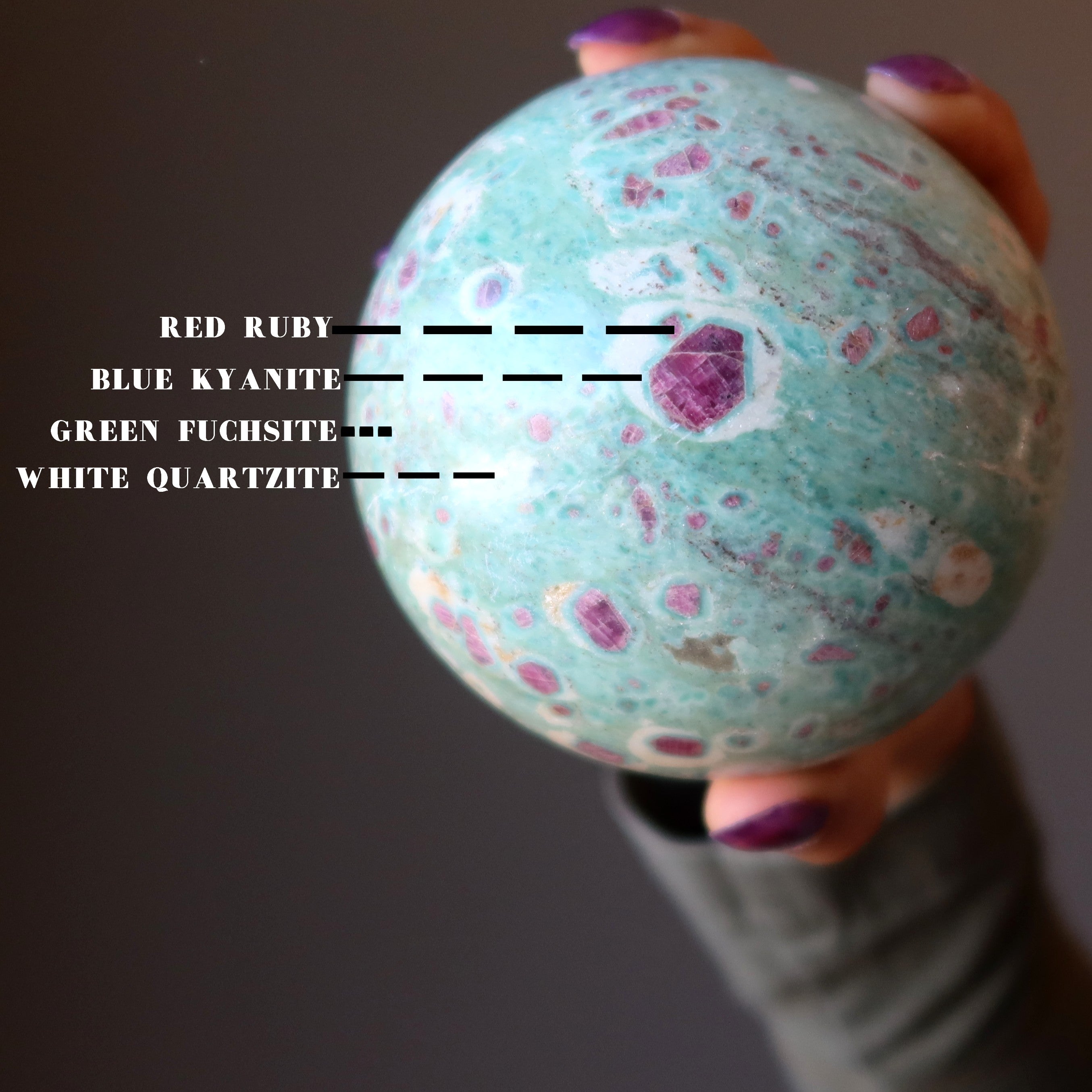 Sphère de rubis fuchsite Boule de cristal Vert pré clair