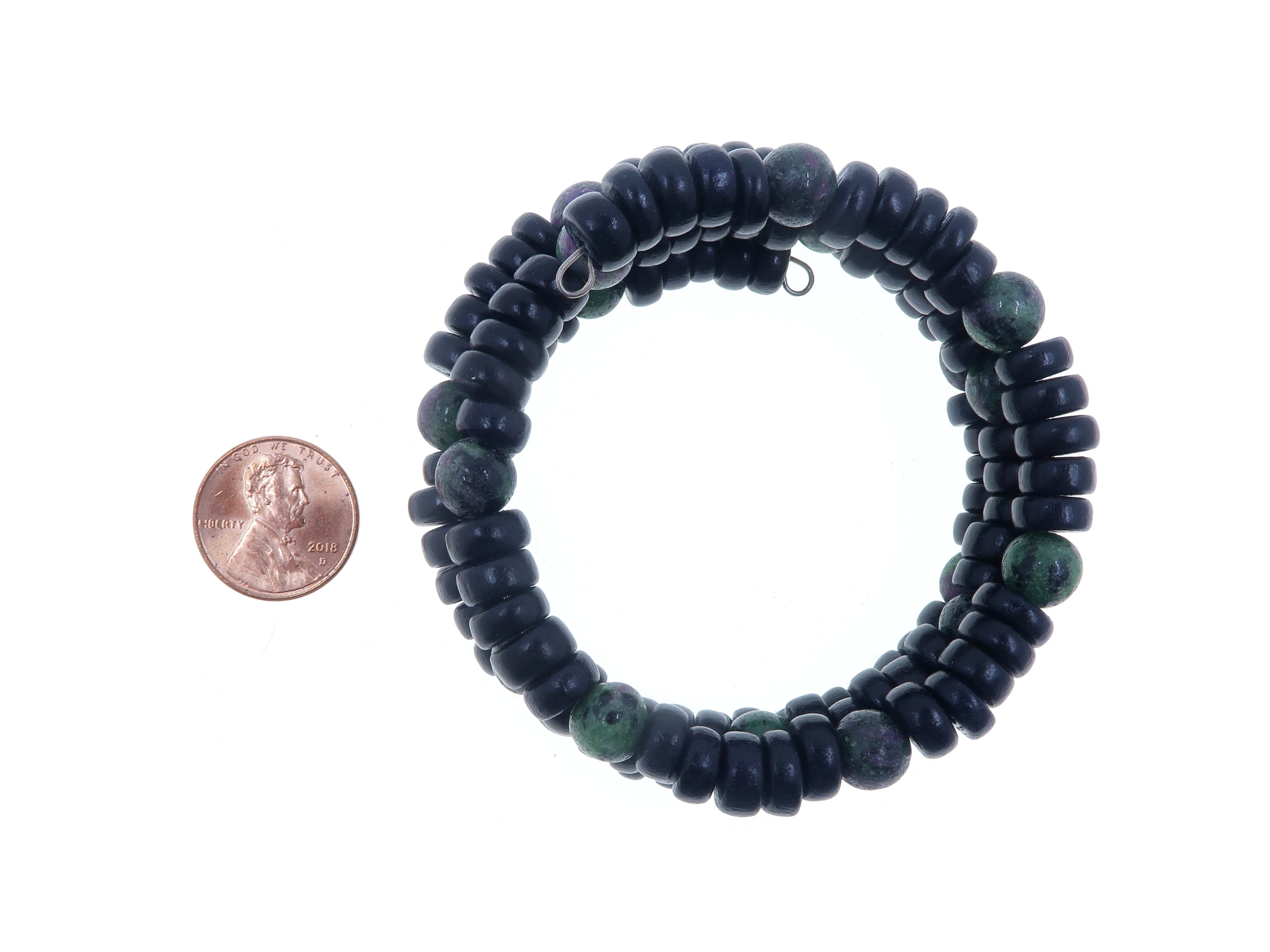 Bracelet Ruby Zoïsite Torsade d'Élégance avec Fil Mémoire et Bois