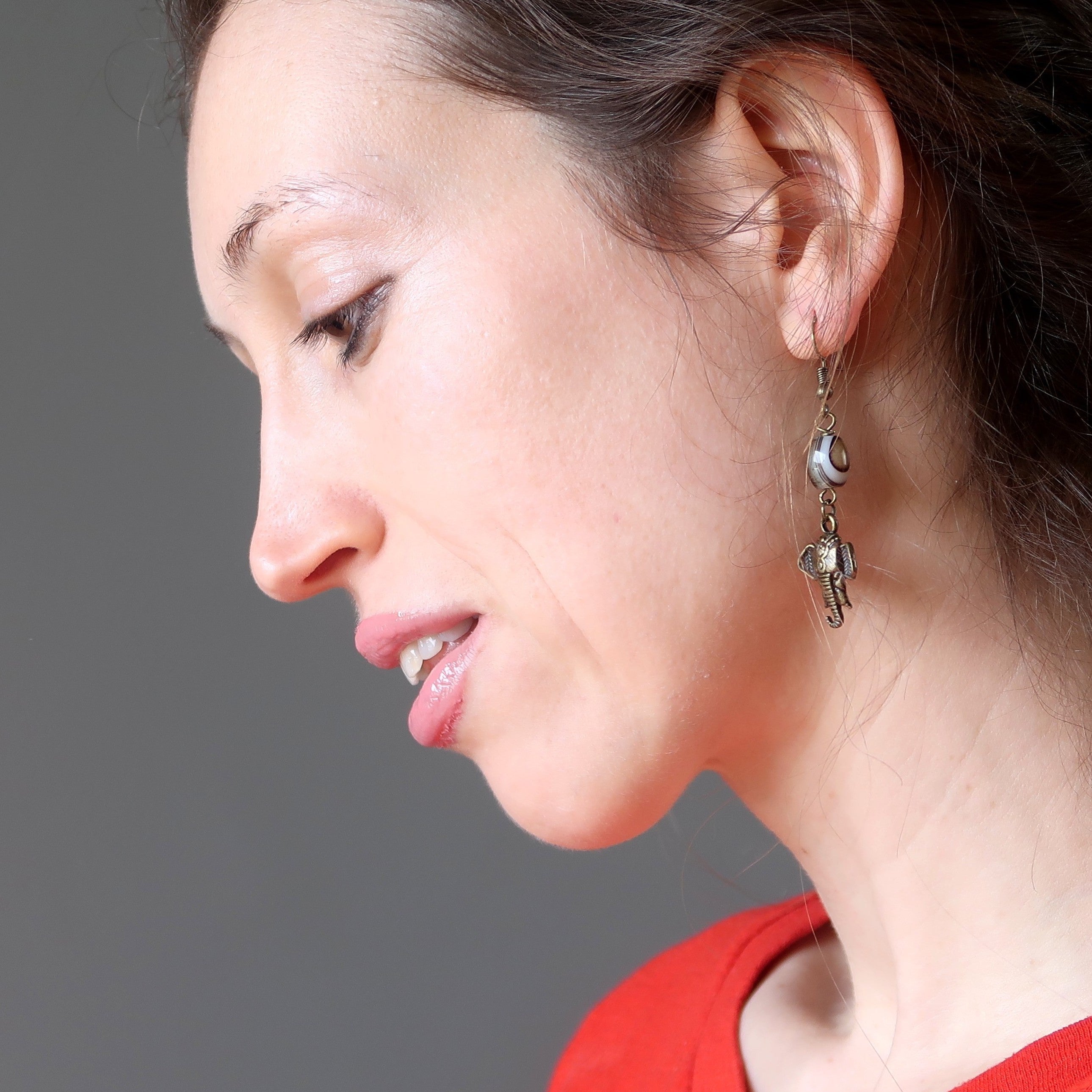 Boucles d'oreilles sardonyx Éléphant puissant Gemme brune rayée