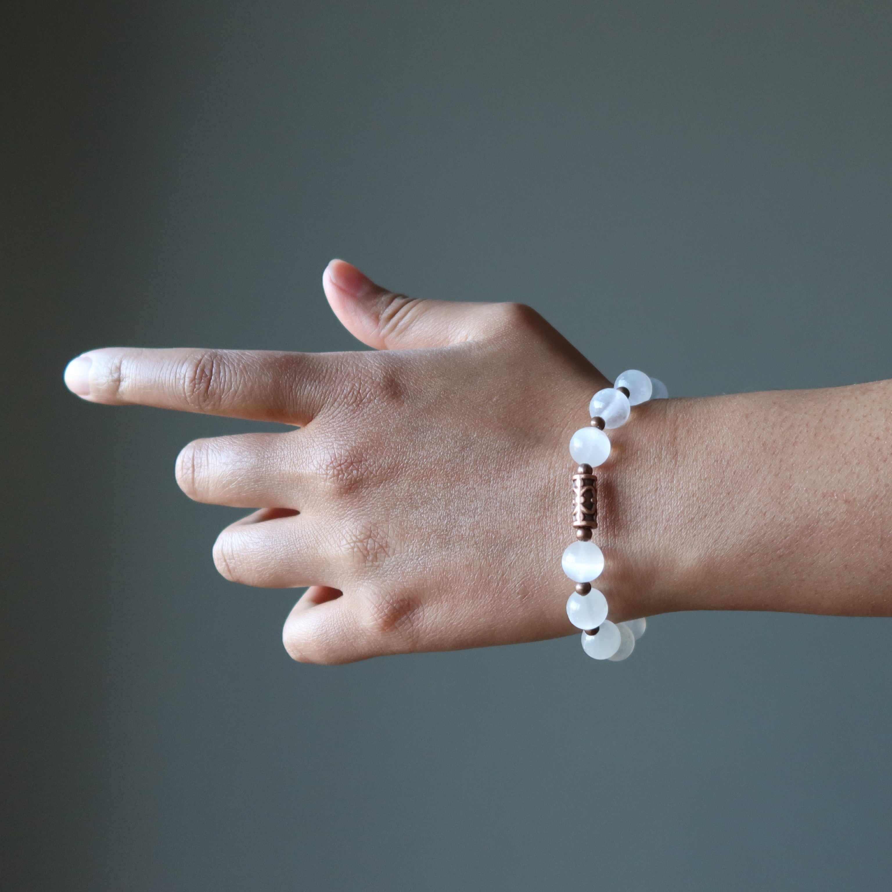 Bracelet en Sélénite "Ancienne Radiance" en Cuivre Vieilli