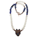 Collier en sélénite Loup Hurlant Pierre de sodalite