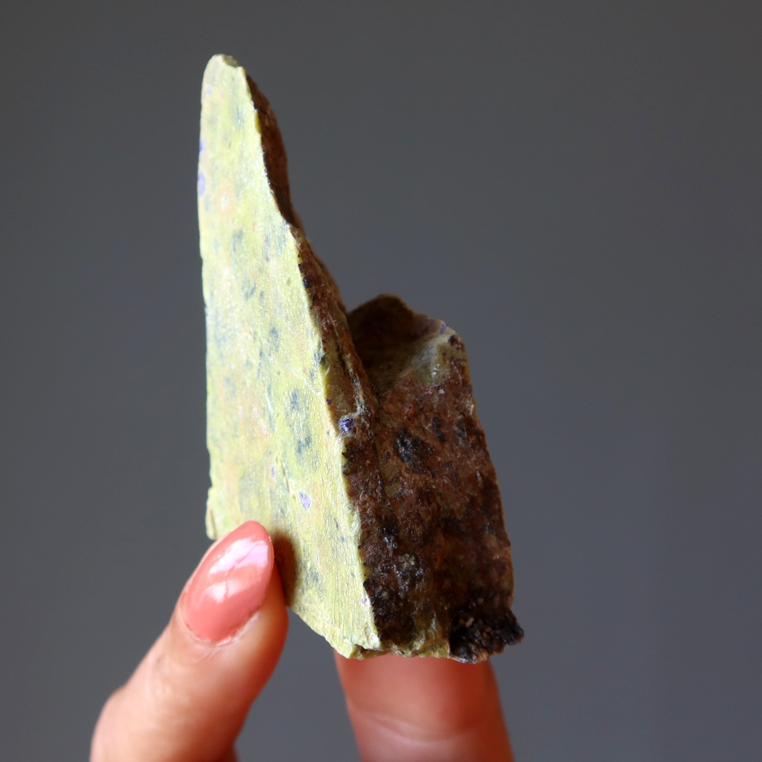 Serpentine brute de cristal atlantisite pierre d'Atlantis