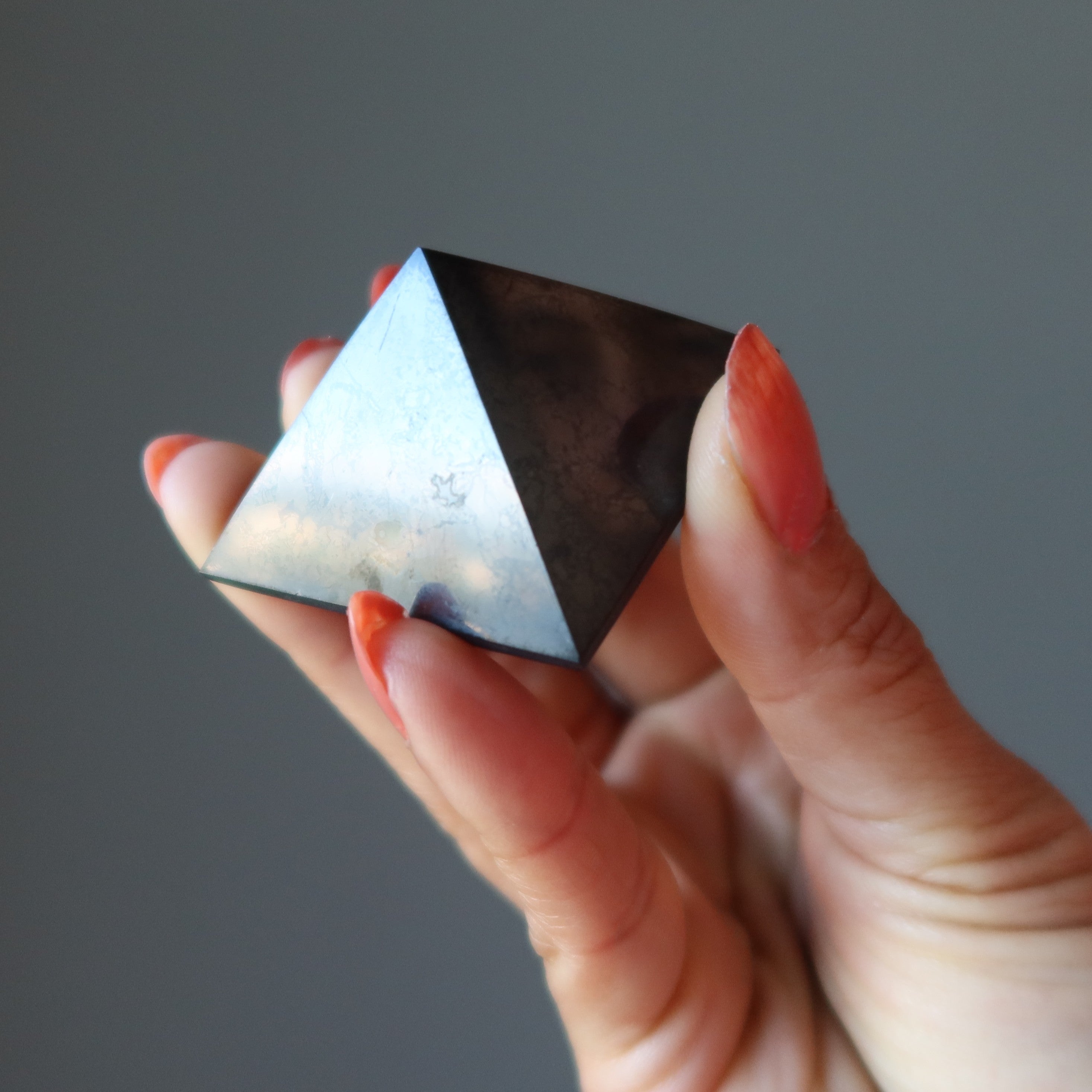 Shungite Pyramid Handsome Crystal Protector