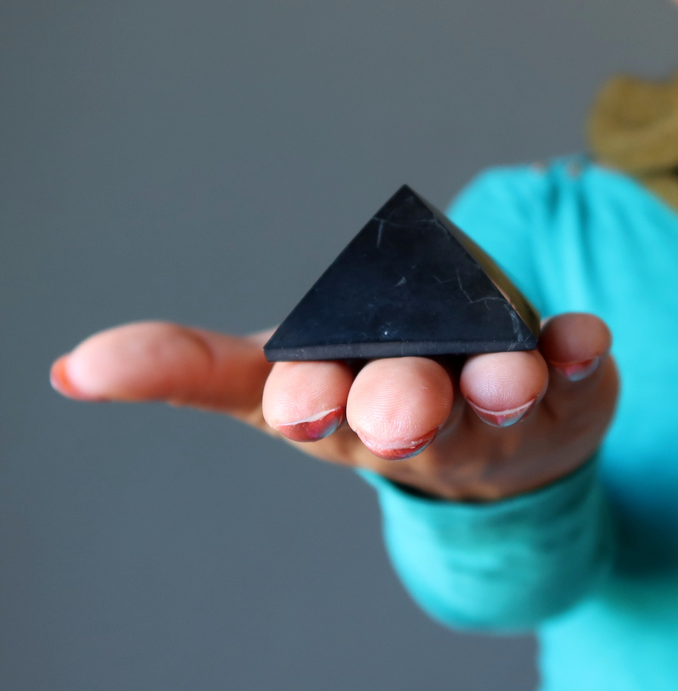 Shungite Pyramid Handsome Crystal Protector