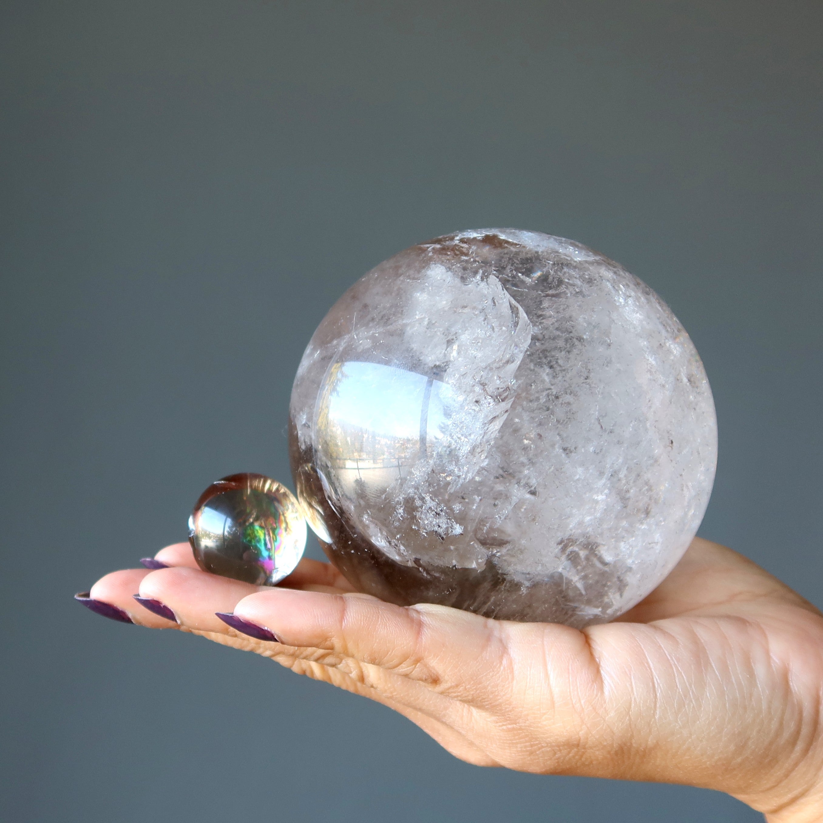 Sphère de quartz fumé Boule de cristal Dapper arc-en-ciel