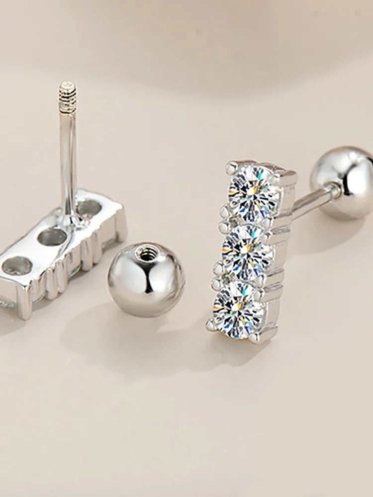 Boucles d'oreilles clous en argent sterling 925 Moissanite 0,6 ct total rangée droite