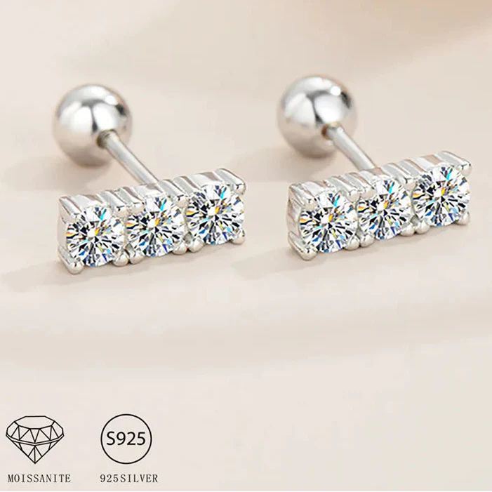 Boucles d'oreilles clous en argent sterling 925 Moissanite 0,6 ct total rangée droite