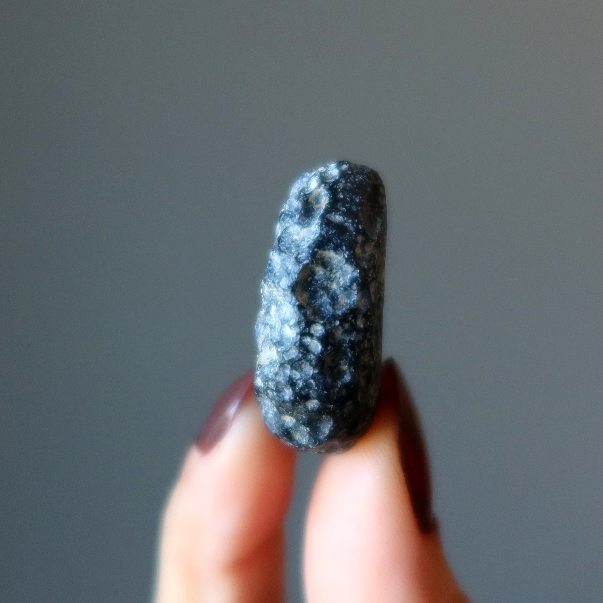 Schwarzer Tektit: Das Geheimnis des Lebens – Meteoritenedelstein