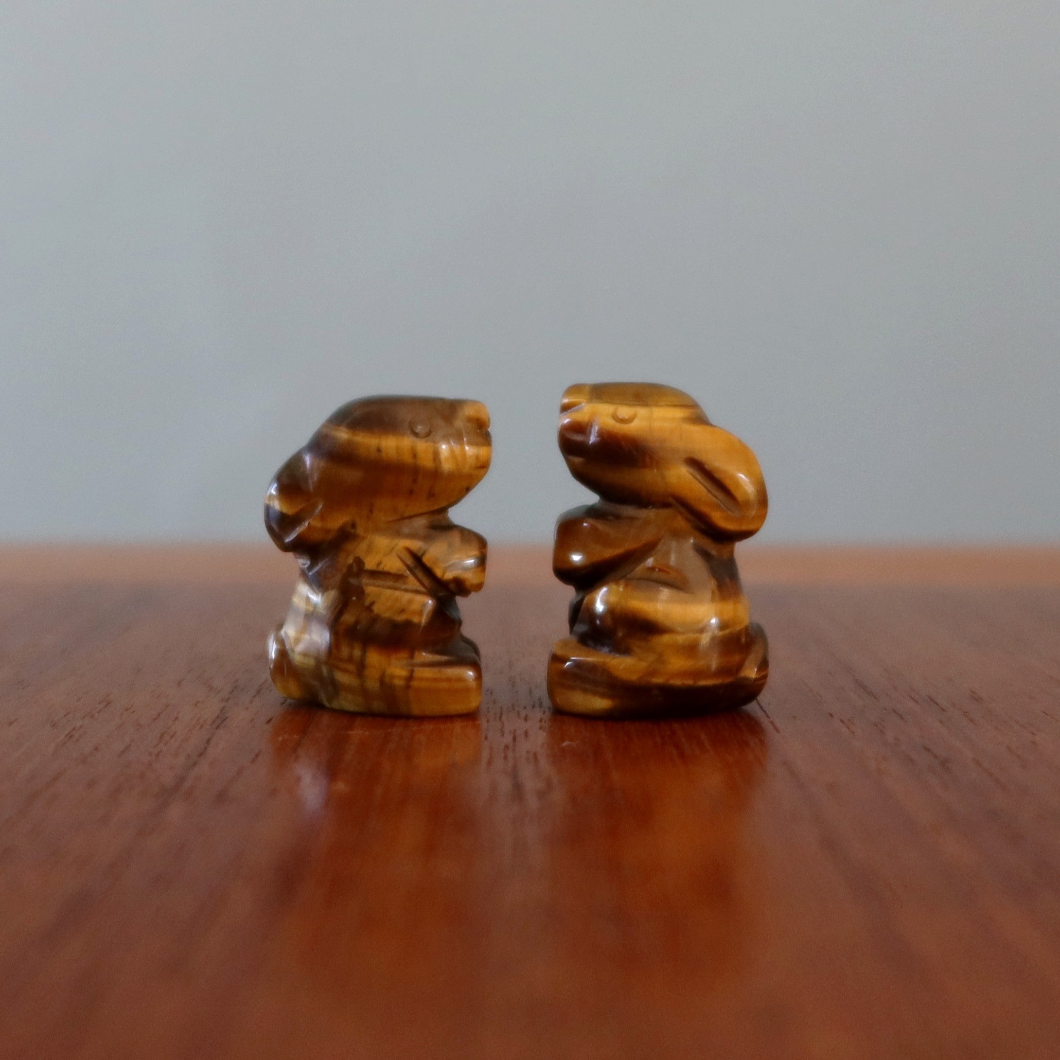 Tigers Eye Rabbit 1" Miniature Pair Animal Hop to Greatness