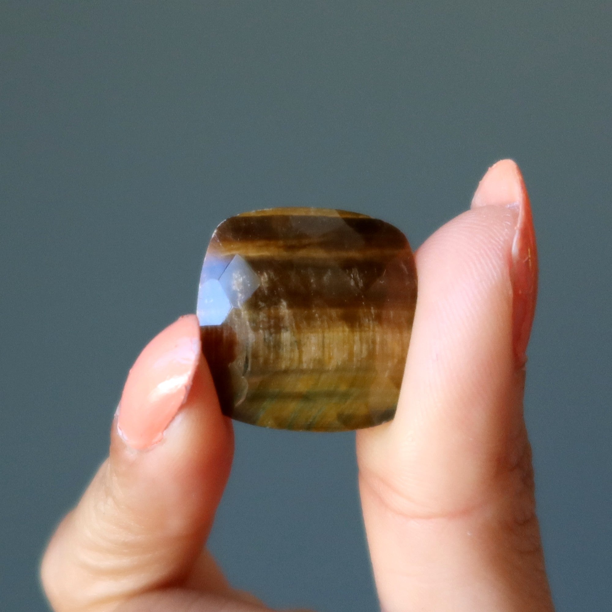 Tigers Eye Pocket Stone Cabochon Golden Diamond