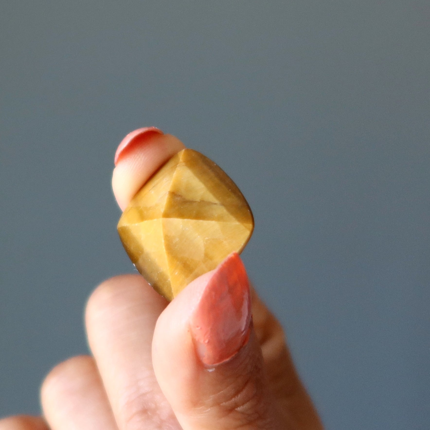 Tigers Eye Pocket Stone Cabochon Golden Diamond