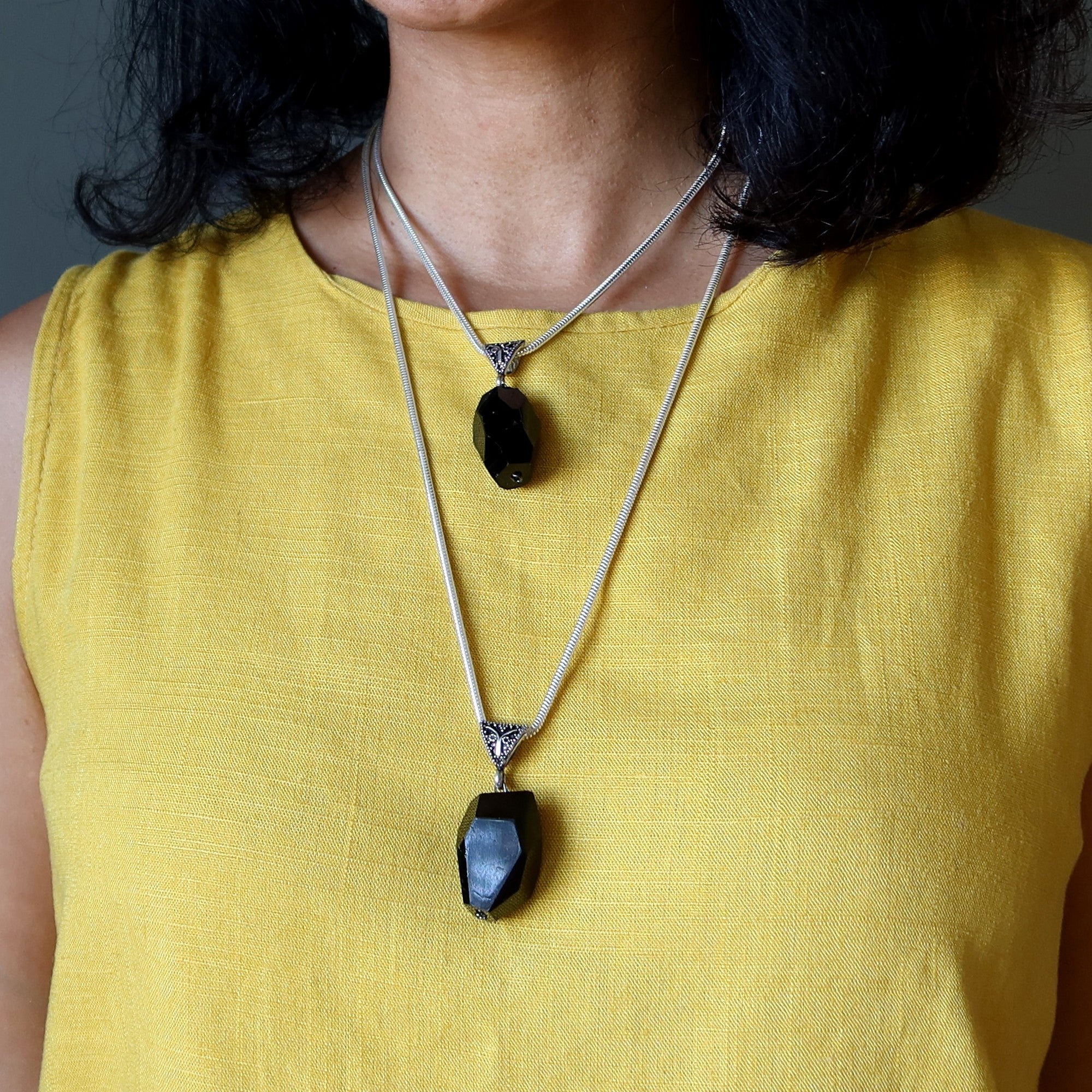 Collier de tourmaline noire avec pierre "Pépite de savoir"