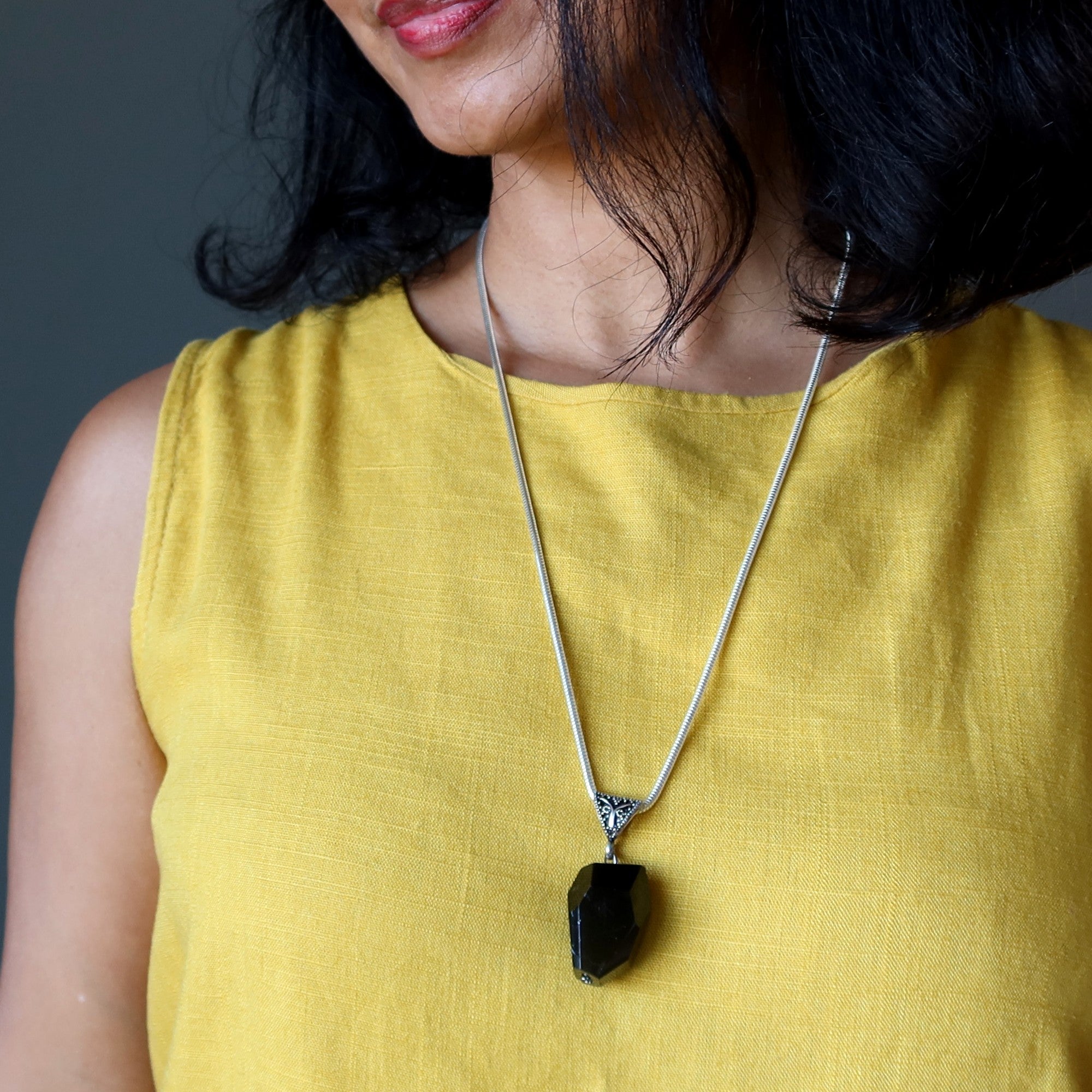 Collier de tourmaline noire avec pierre "Pépite de savoir"