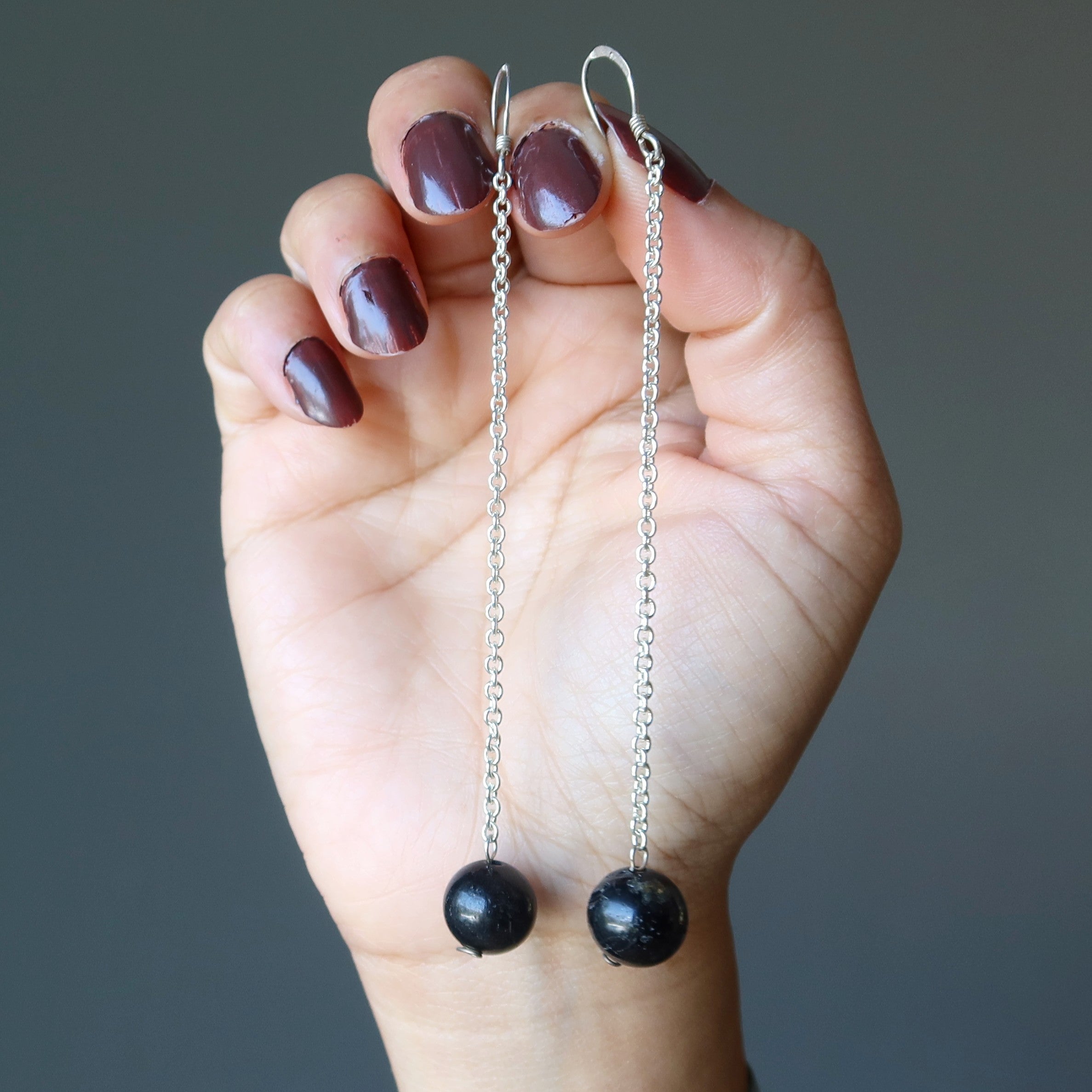 Boucles d'oreilles Tourmaline Noire Pierres de la Déesse Guerrière